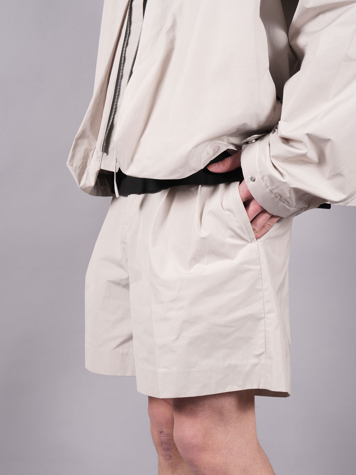 NTN - 【ラスト1点】 【定番アイテム】 BETA 2-TUCK SHORTS NTN - 【ラスト1点】 【定番アイテム】 BETA 2-TUCK SHORTS