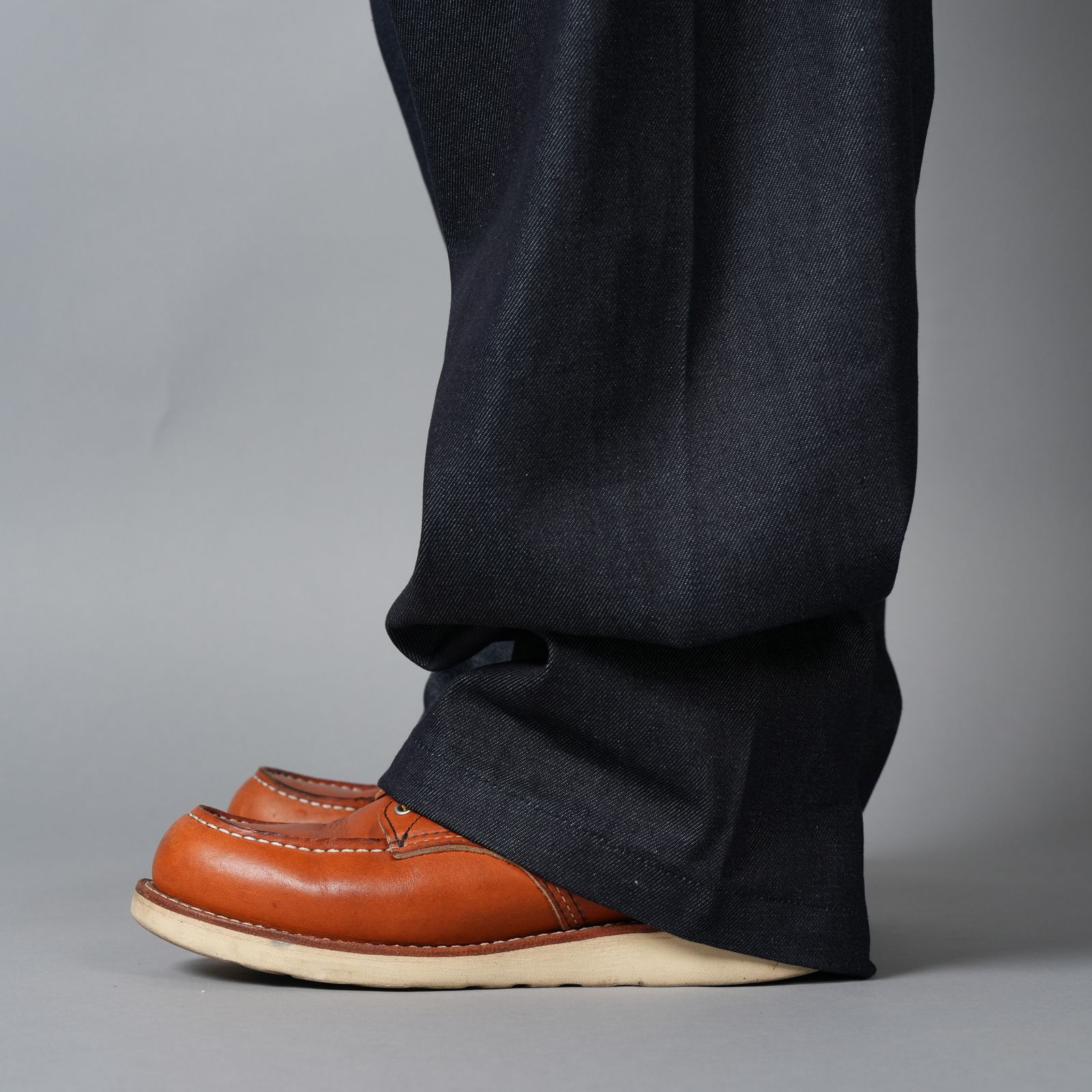 DENIM 440 BERMUDA JEANS / デニムパンツ (ロウインディゴ)