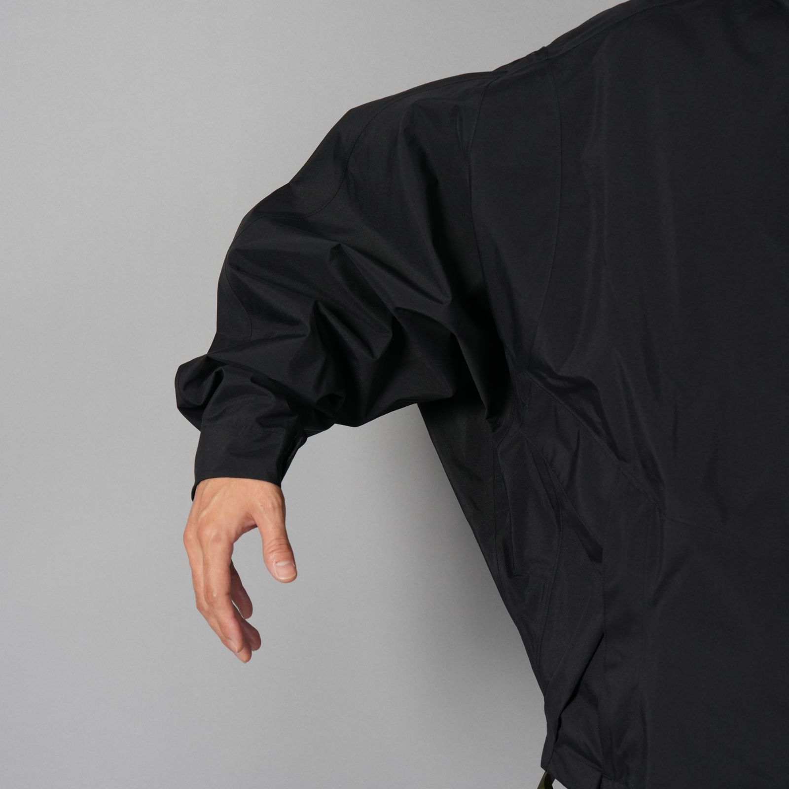 J129-GT / 3L Gore-Tex jacket  / ナイロンジャケット[ウルトラワイドフィット][プロシェル](ブラック)