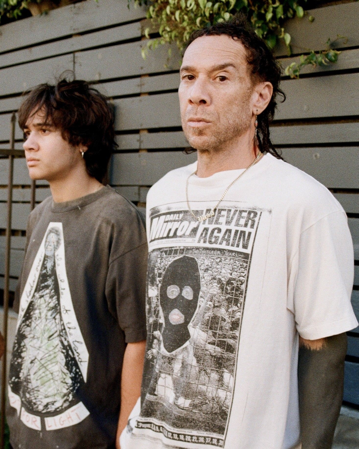 【コラボ】SM-MK8-0000-C01 / JR_SS T-SHIRT / VOTE F LIGHT / BLK / Tシャツ (ブラック)