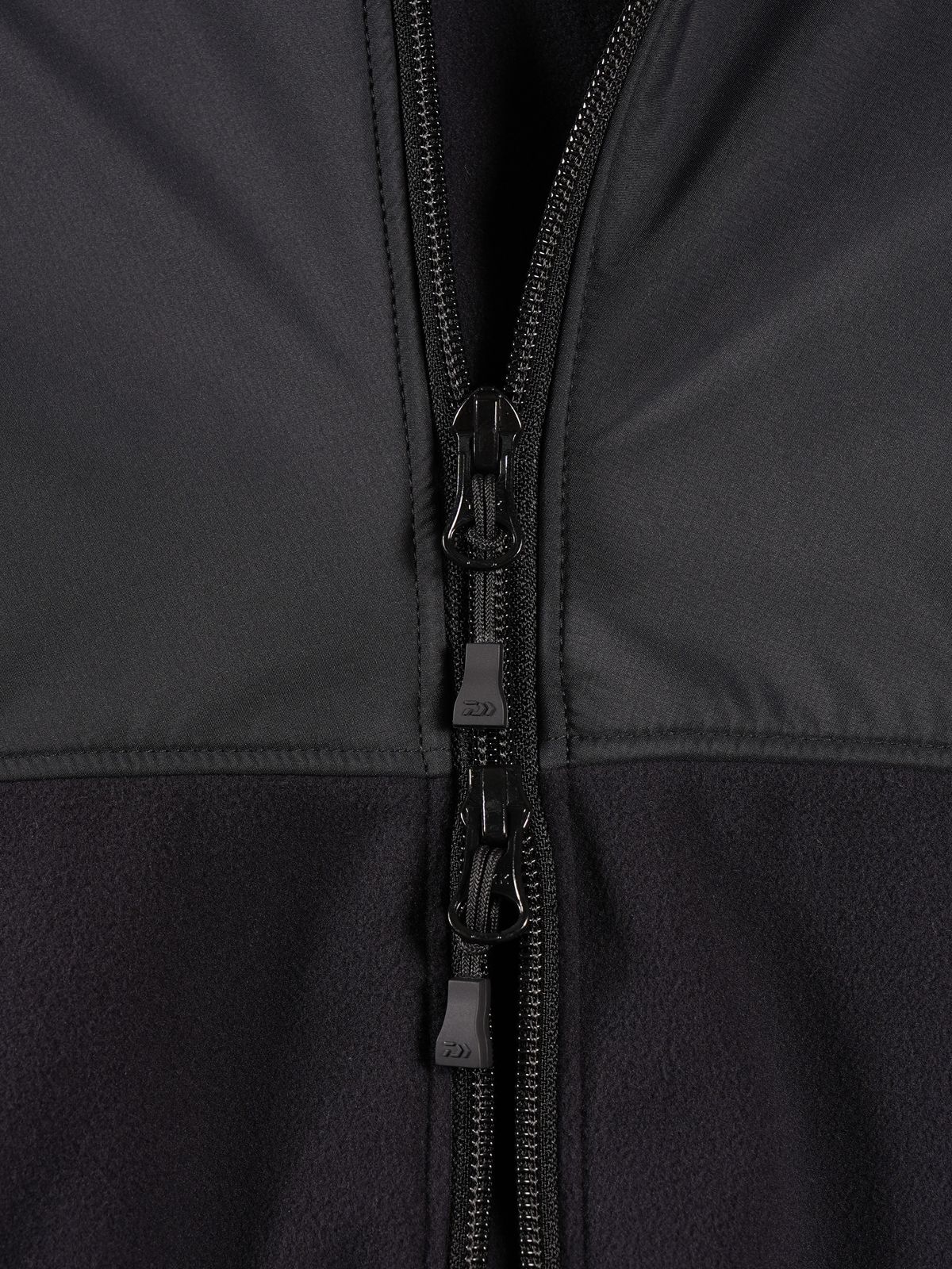 D-VEC - WINDSTOPPER BY GORE-TEX LABS 2L POLARTEC JACKET