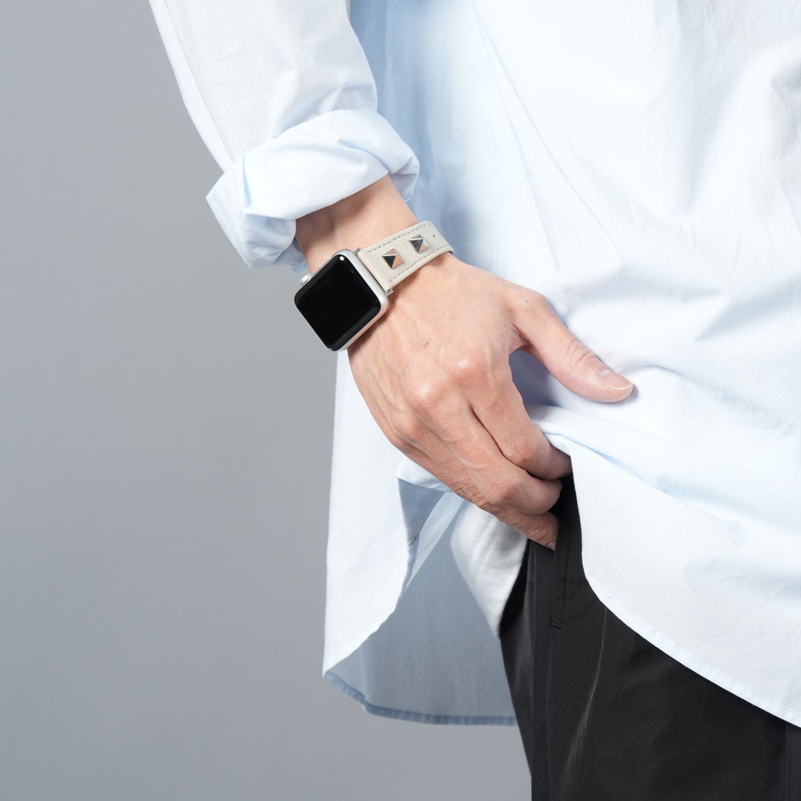 レザーハイブリッドバンド スタッズ for Apple Watch (ホワイトベージュ)