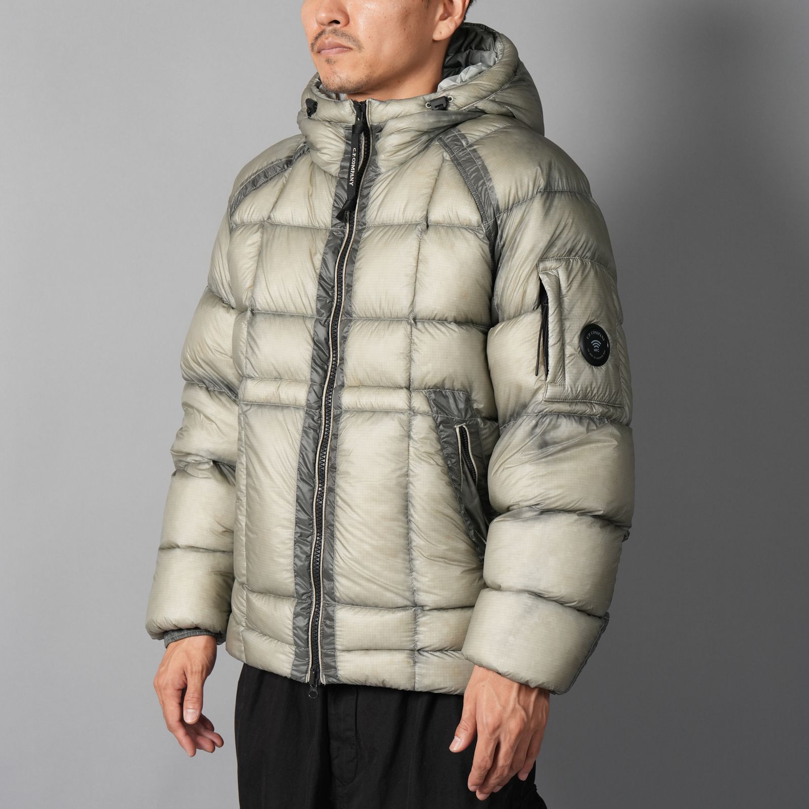 D.D. SHELL HOODED DOWN JACKET / フーデッド ダウンジャケット (フリントグレー)