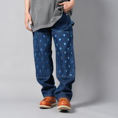 LOGO PATTERN DENIM PANTS / ロゴパターン デニムパンツ / ダブルニー (インディゴ)