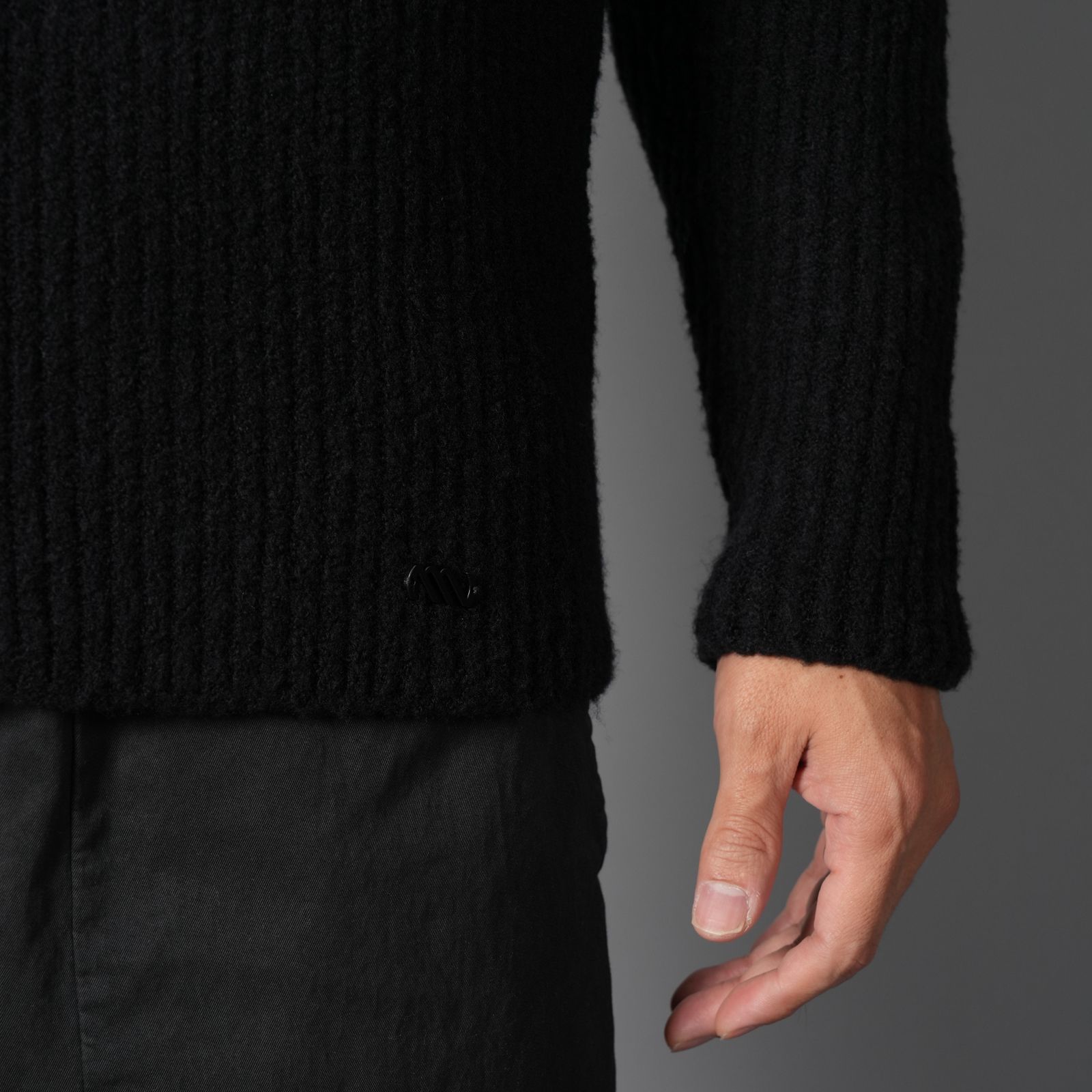 KNITWEAR CARDIGAN IN BOUCLE FELTED YARN / ニットカーディガン (ブラック)