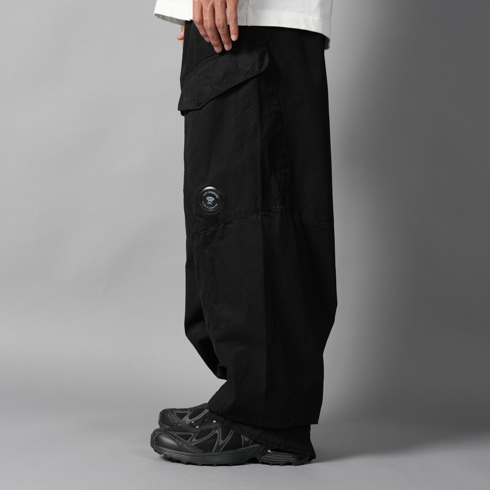 MICROREPS BOXY LENS CARGO PANTS / カーゴパンツ (ブラック)