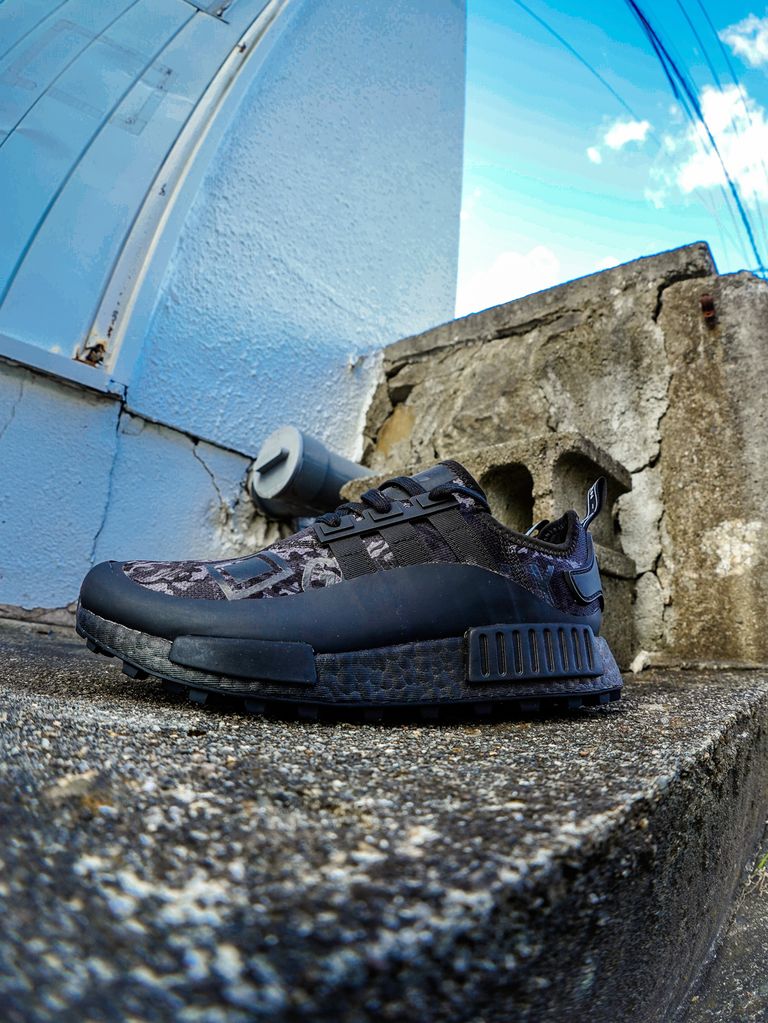 adidas / NMD_R1 TRAIL GORE-TEX