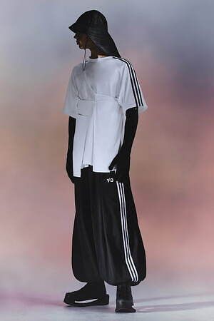 y-3 ナイロン　ワイドパンツ Y-3（ワイスリー）の「NYL PANT（カーゴパンツ）」 - WEAR