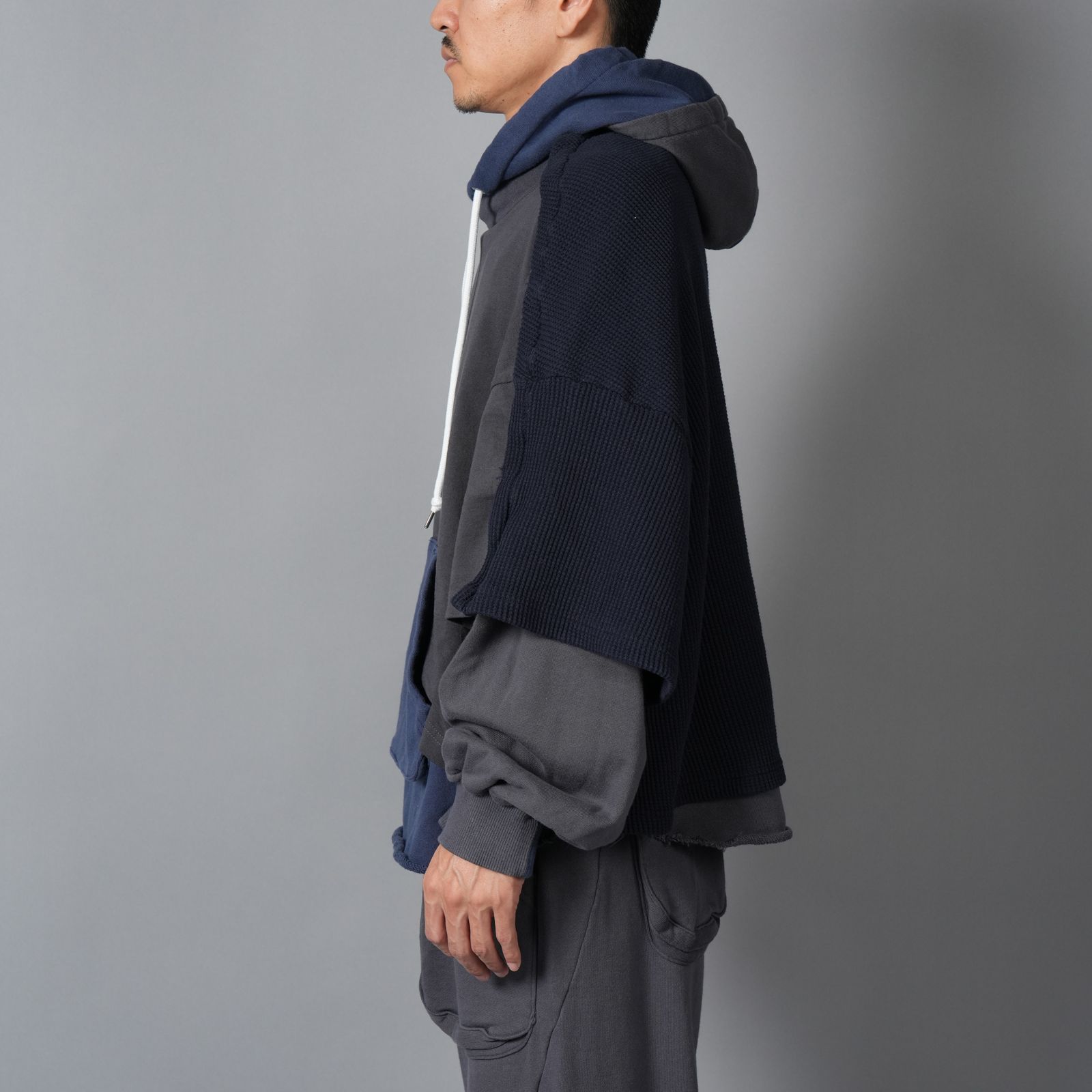 LAYERED HOODIE / レイヤードフーディー  (スモークグレー)