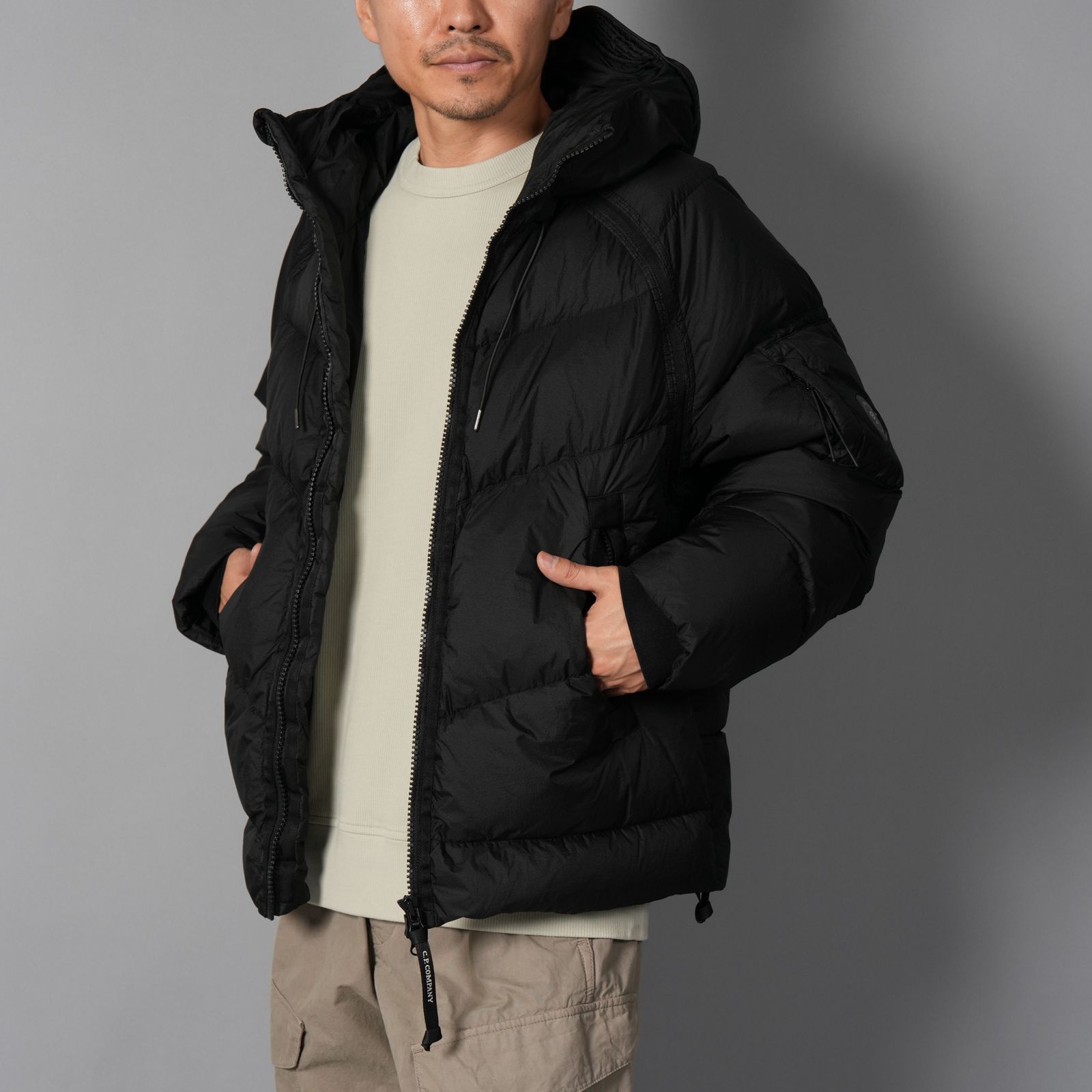Down Shield Lens Hooded Puffer / ダウンシールド レンズ フーデッド パファー / ダウンジャケット (ブラック)
