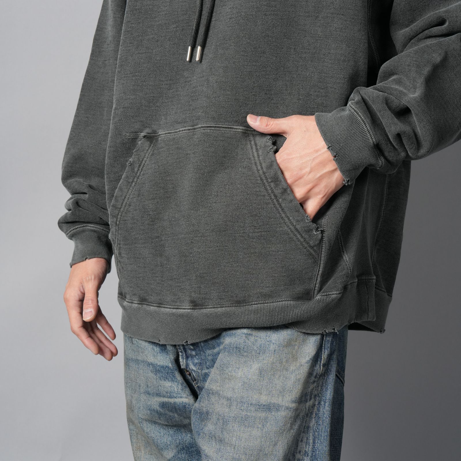 [LUPIN THE IIIRD]  Hoodie  (MAMO)  / パーカー・フーディー (ブラック)