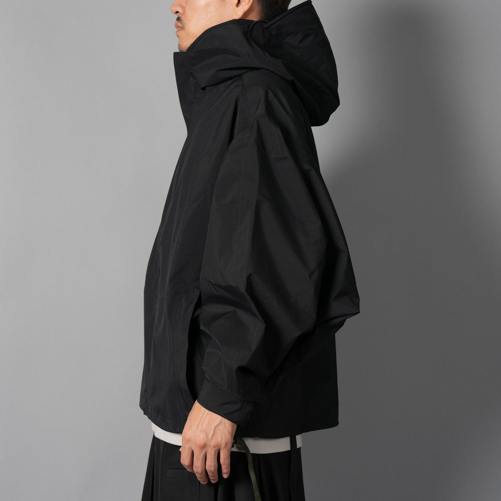 J129-GT / 3L Gore-Tex jacket  / ナイロンジャケット[ウルトラワイドフィット][プロシェル](ブラック)