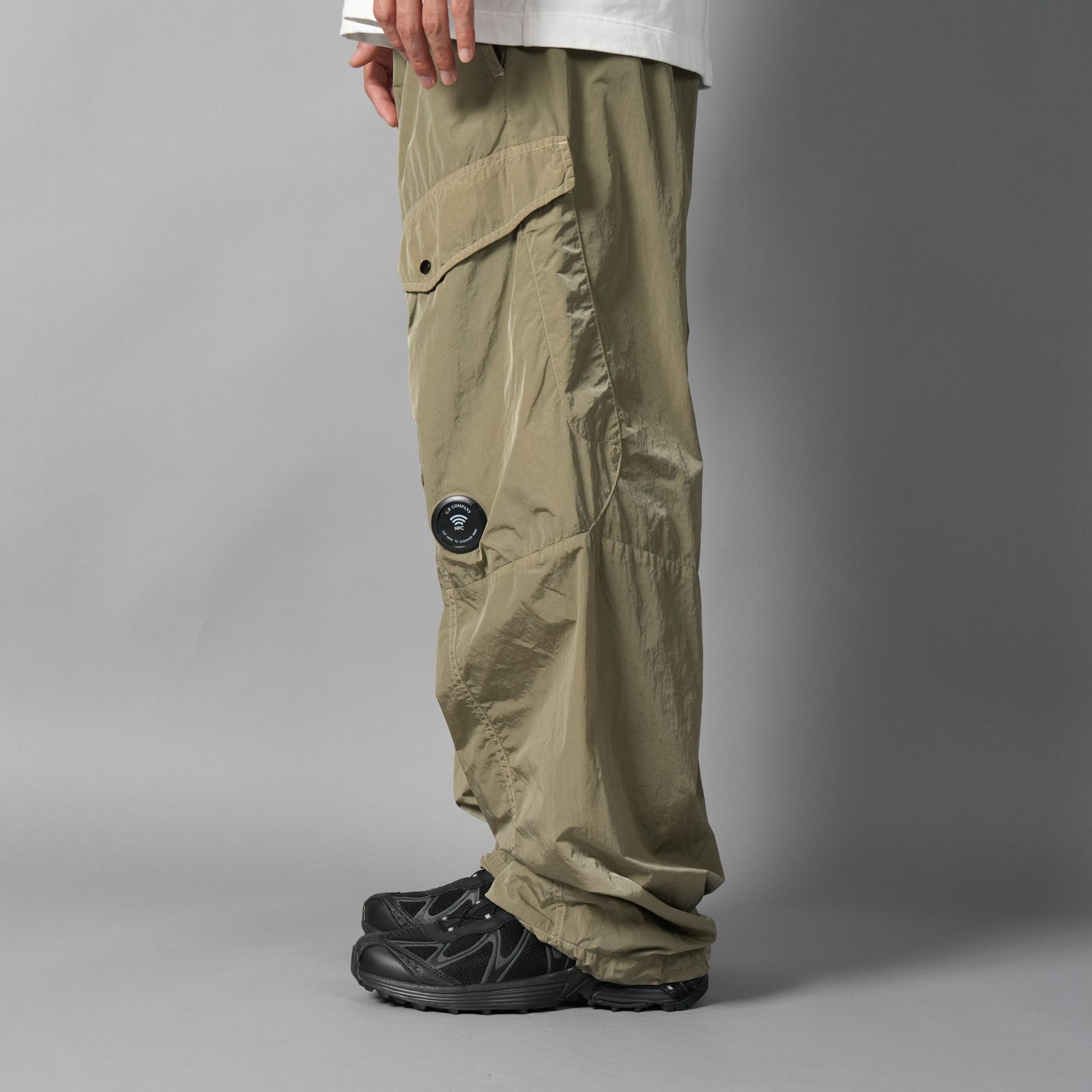 CHROME-R BOXY SEAMLESS CARGO PANTA / カーゴパンツ (フォールンロック)