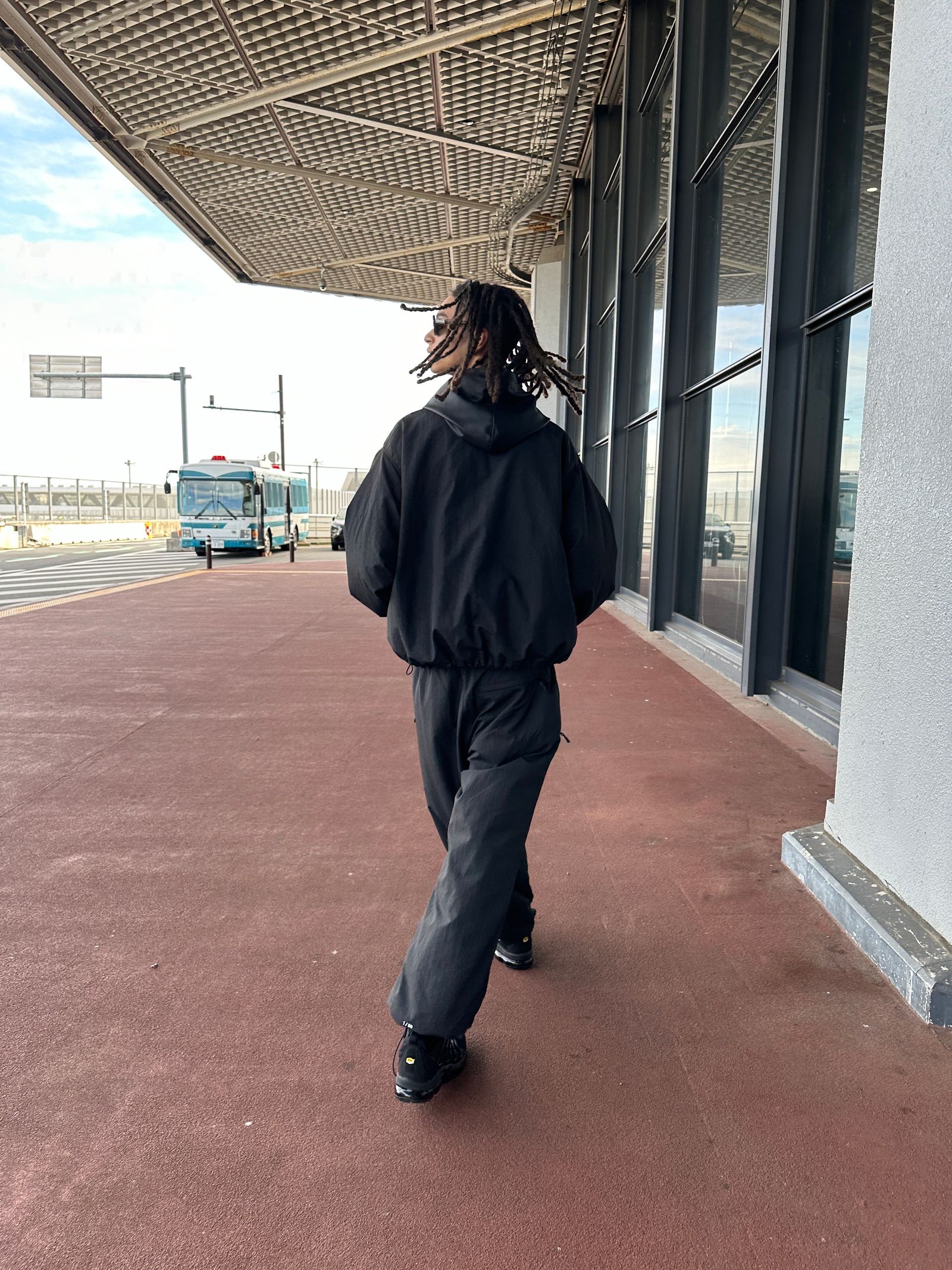 【ラスト1点】【限定】BASICKS X UMBRO NYLON TRACK JACKET & NYLON TRACK TROUSER / ナイロントラックジャケット / ナイロントラックパンツ / セットアップ (ブラック)