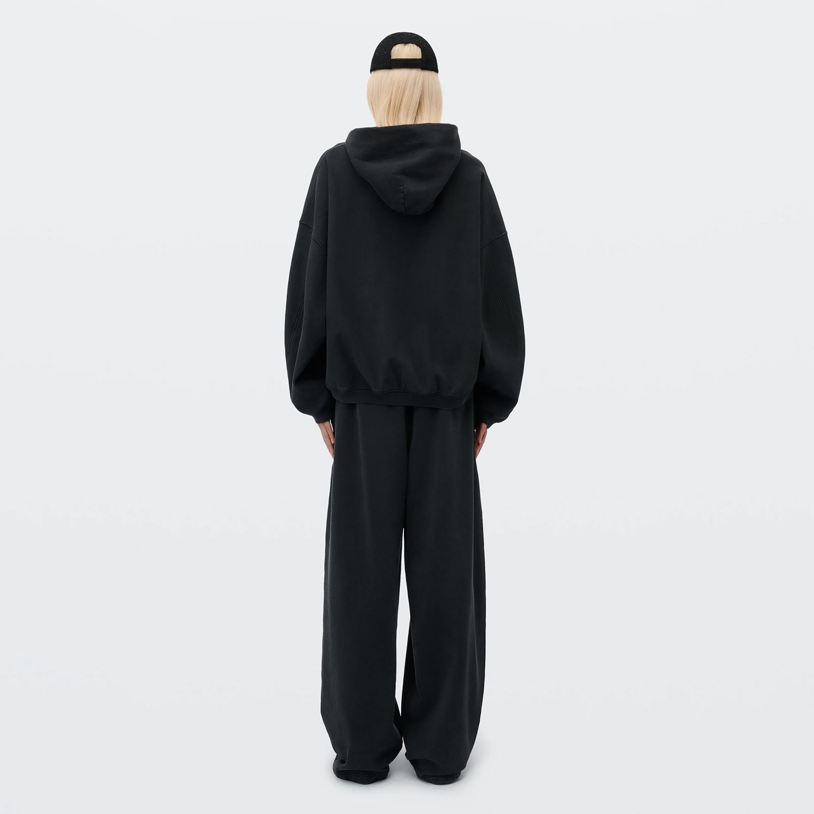 MID-RISE OVERSIZED SWEATPANT W/ LOGO PRINT / ミッドライズ オーバーサイズ スウェットパンツ (ウォッシュドブラック)