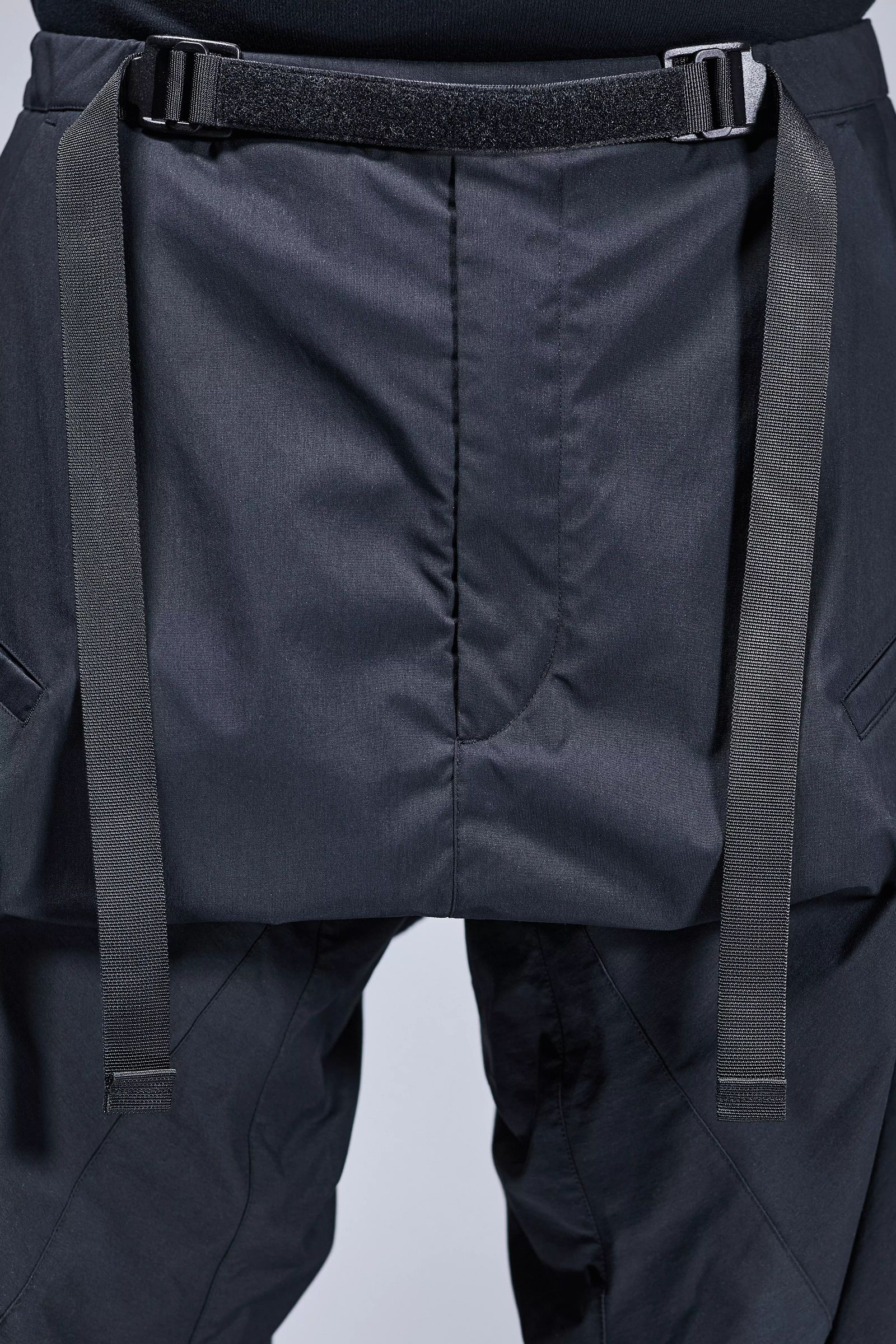 【ラスト1点】P30BL-E / Encapsulated Nylon Ultrawide Drawcord Trouser Gen. 1 / ナイロン ウルトラワイド ドローコード カーゴトラウザー [ウルトラワイドフィット](ブラック)