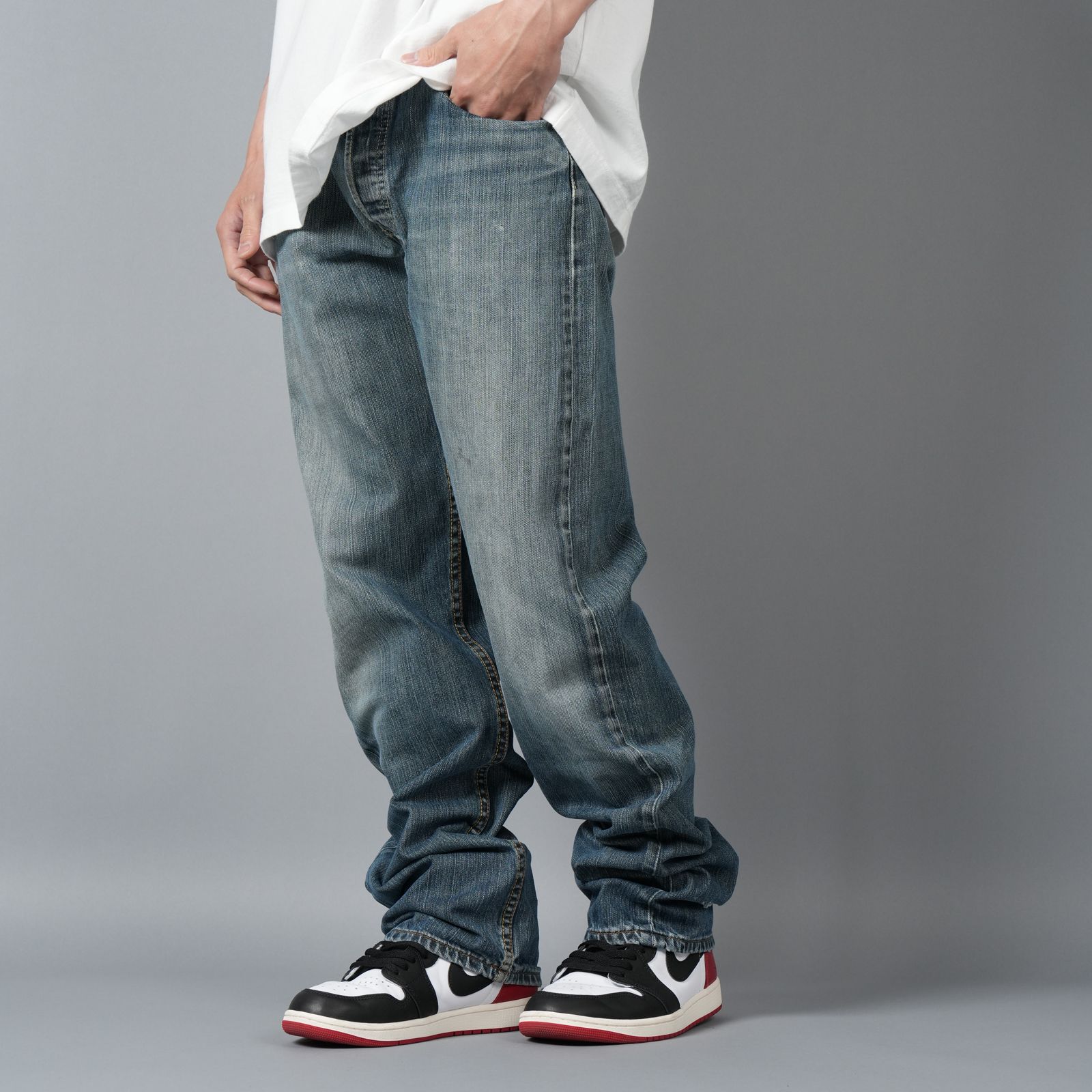 【ラスト1点】BASICKS x Vintage Levi's Heart Pocket Denim / ハートポケットデニム [32インチ] (ブルー)