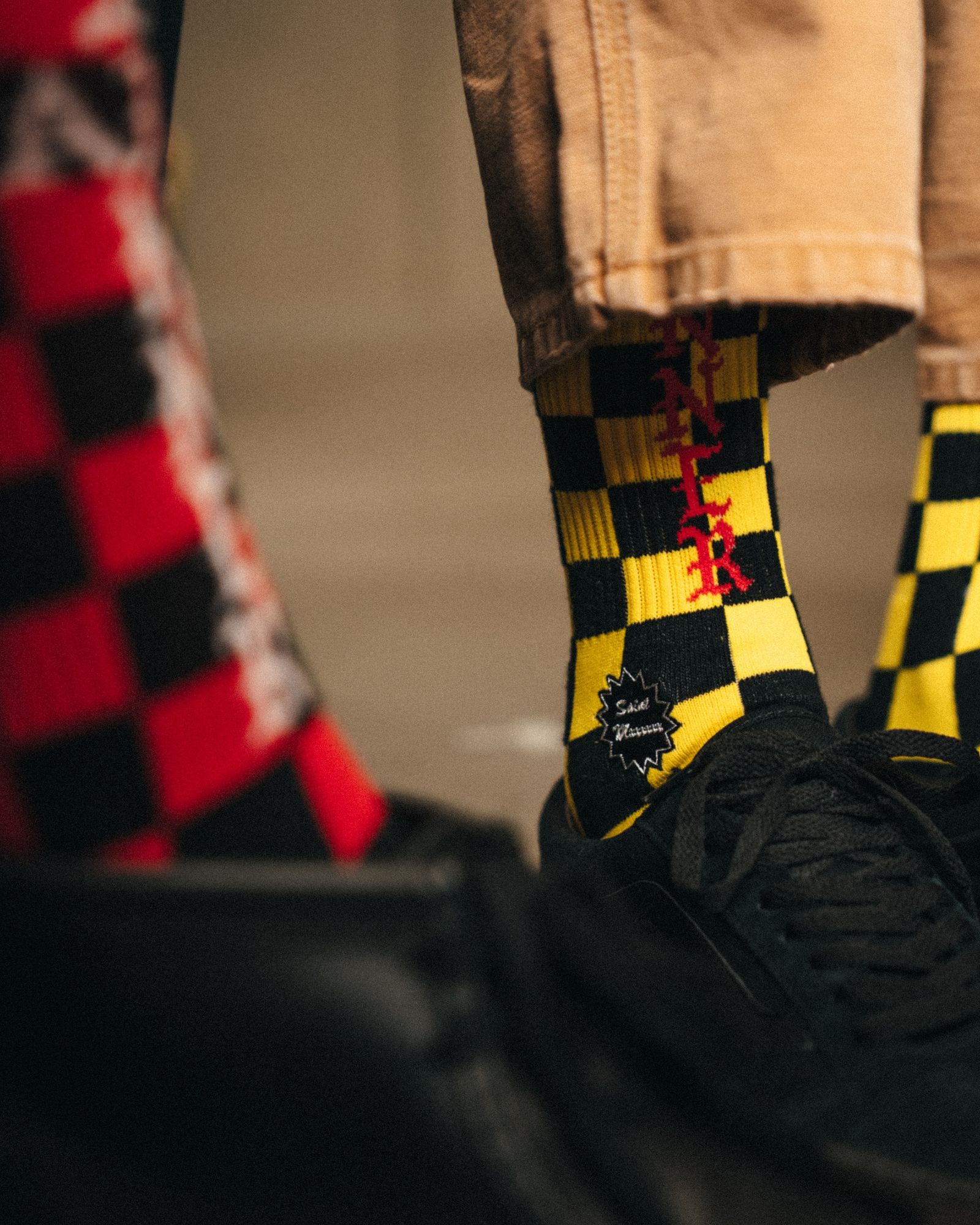 SM-MK1-0000-105 / SOCKS / CHECK / BLACK+YELLOW / ソックス  (ブラック/イエロー)