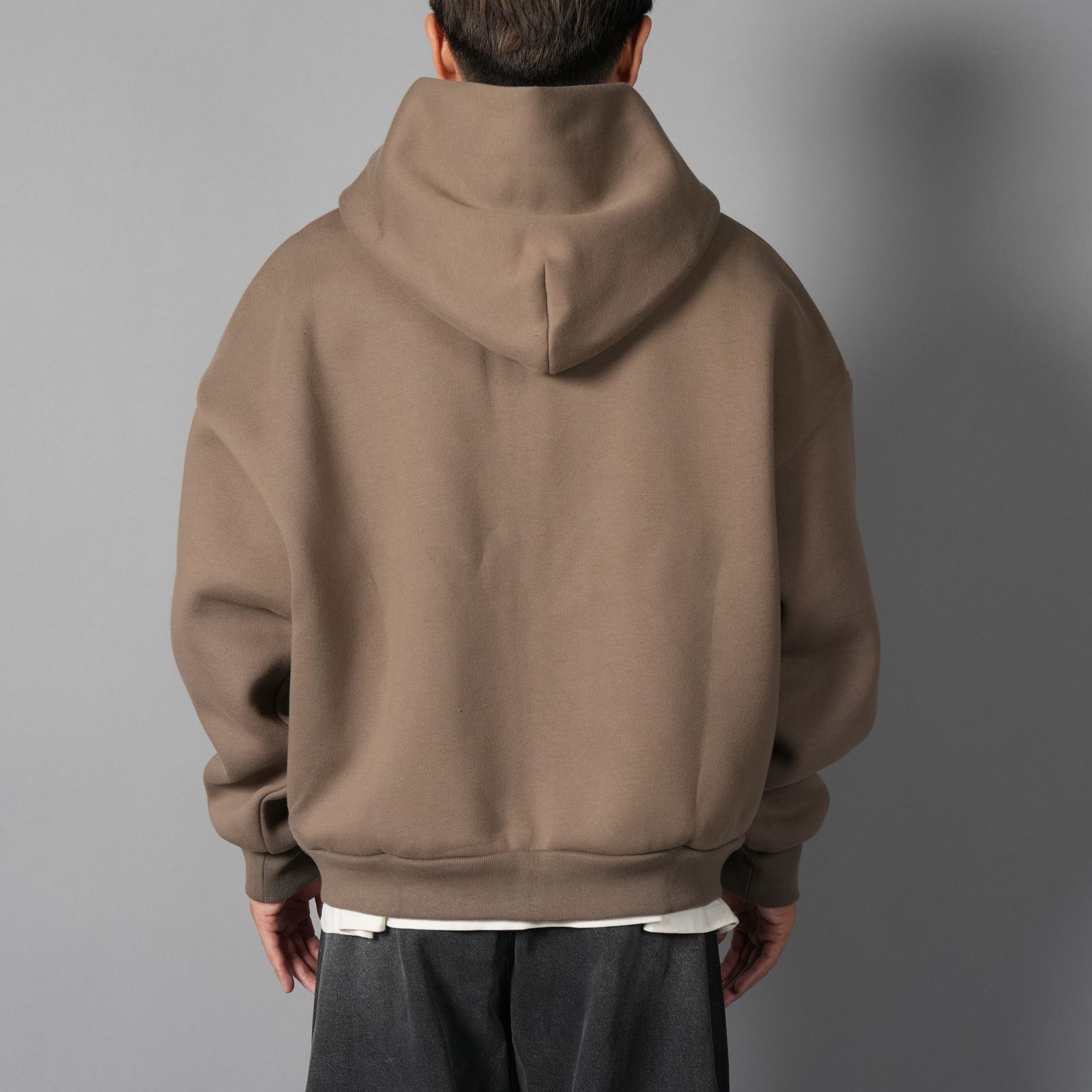 V2 ZIPPED HOODIE  / ジップフーディー (デューン)
