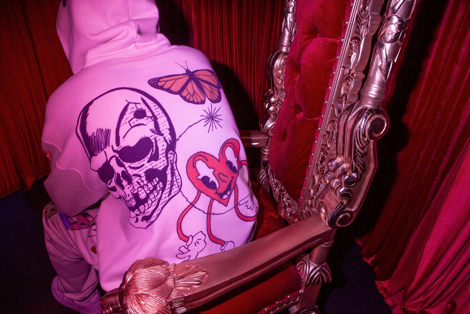 ラスト1点 / EU-A21-0000-009 / SUPER HOODIE / スーパーフーディー  (ホワイト)