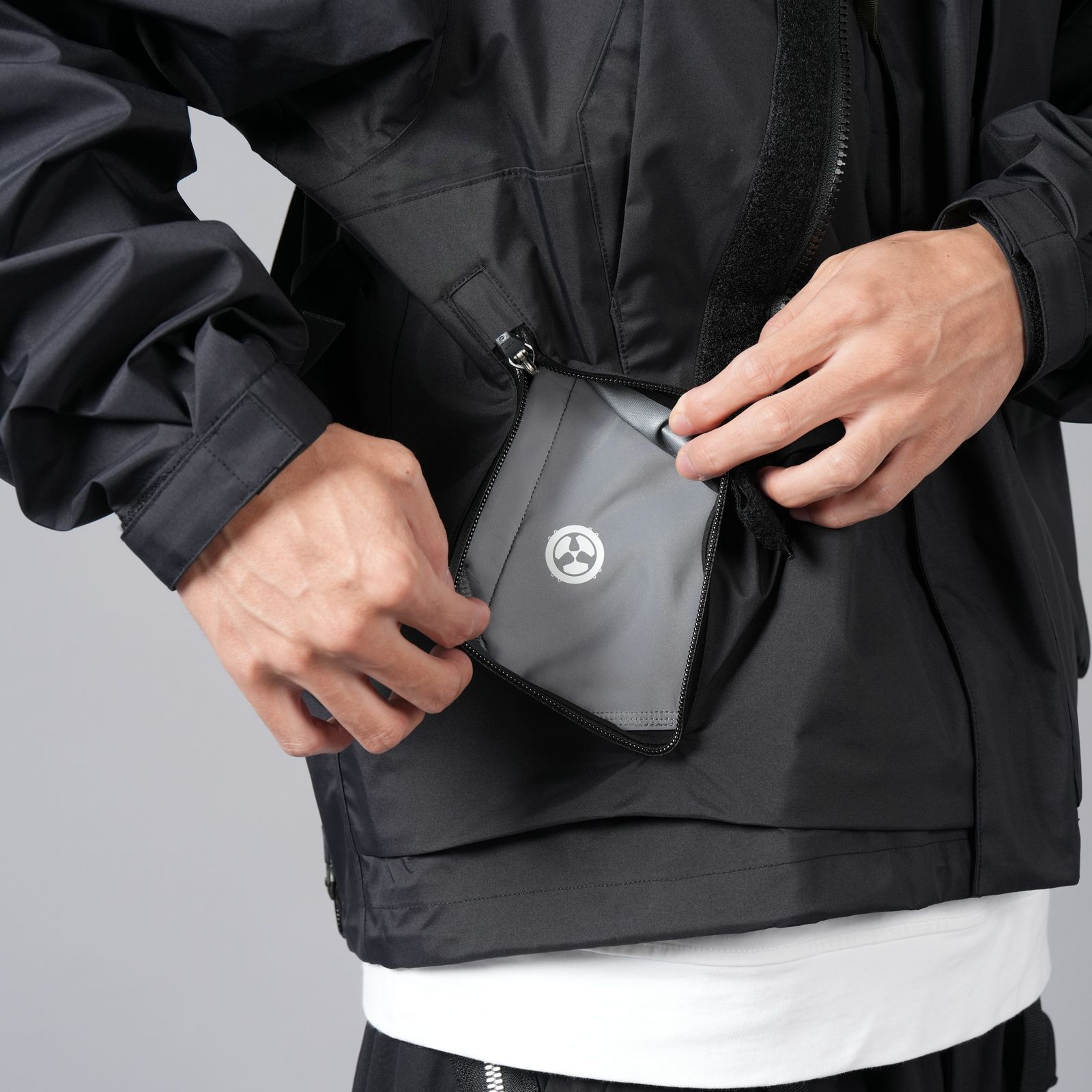 ACRONYM - 【ラスト1点】J14-GT / 3L Gore-Tex Interops Jacket