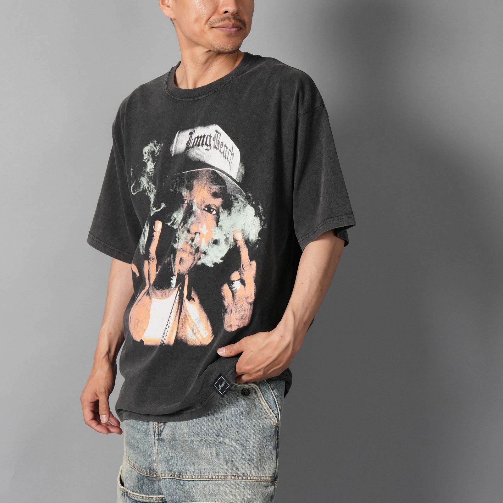 UIZZ-23976 / Snoop Dogg / Chronic SS Tee / Tシャツ (ブラック)