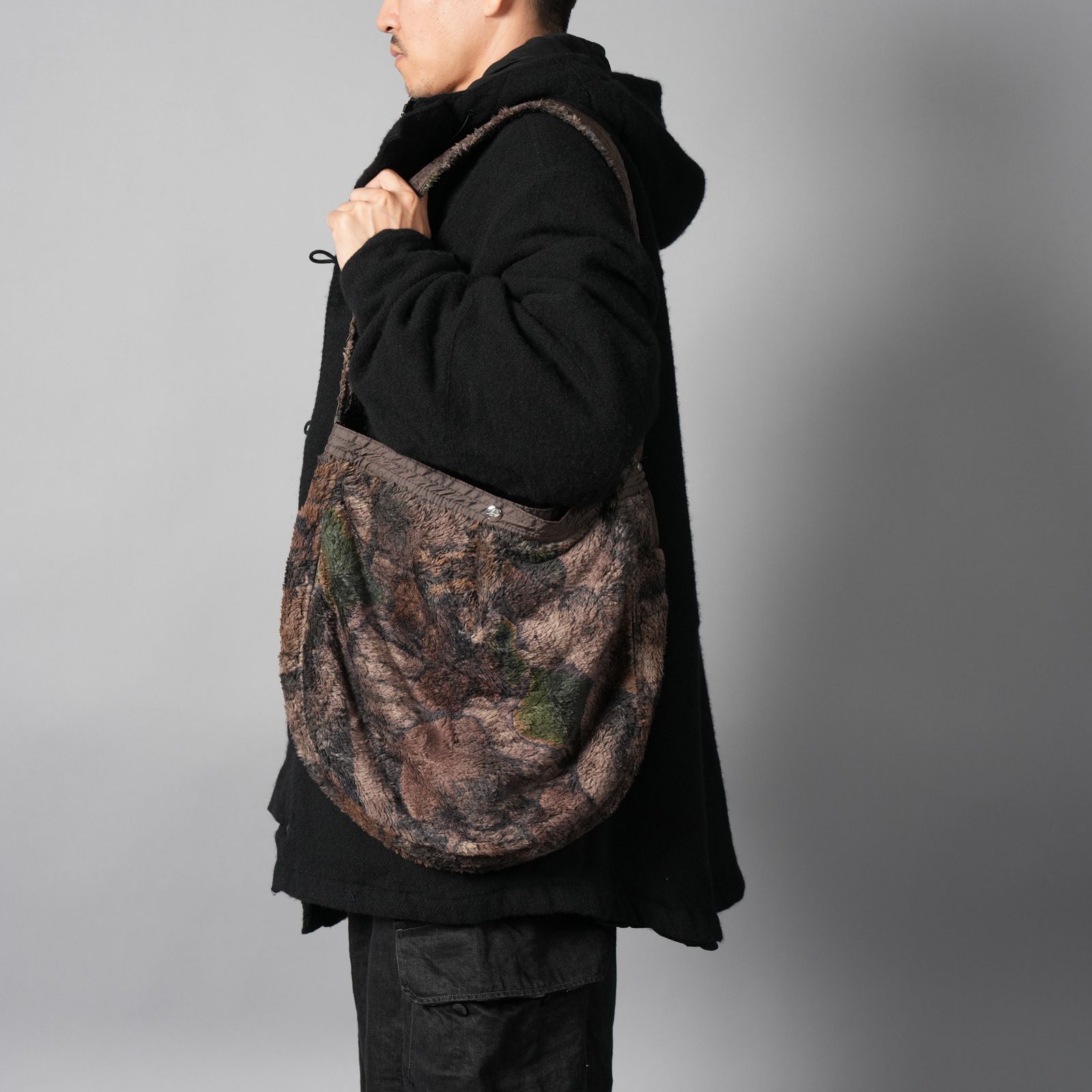 Fleece Shoulder Bag / フリースショルダーバック[リバーシブル] (カモ)