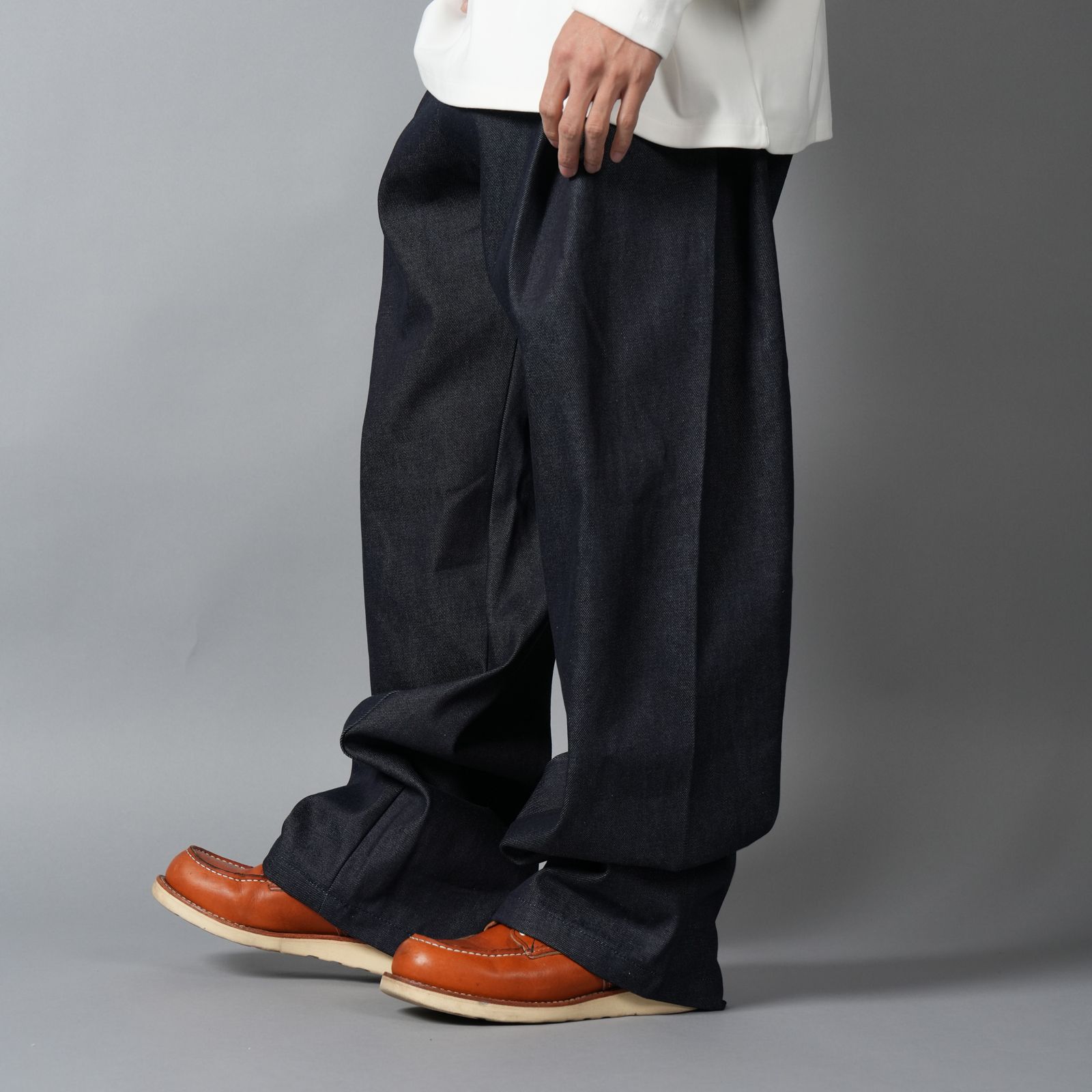 DENIM 440 BERMUDA JEANS / デニムパンツ (ロウインディゴ)