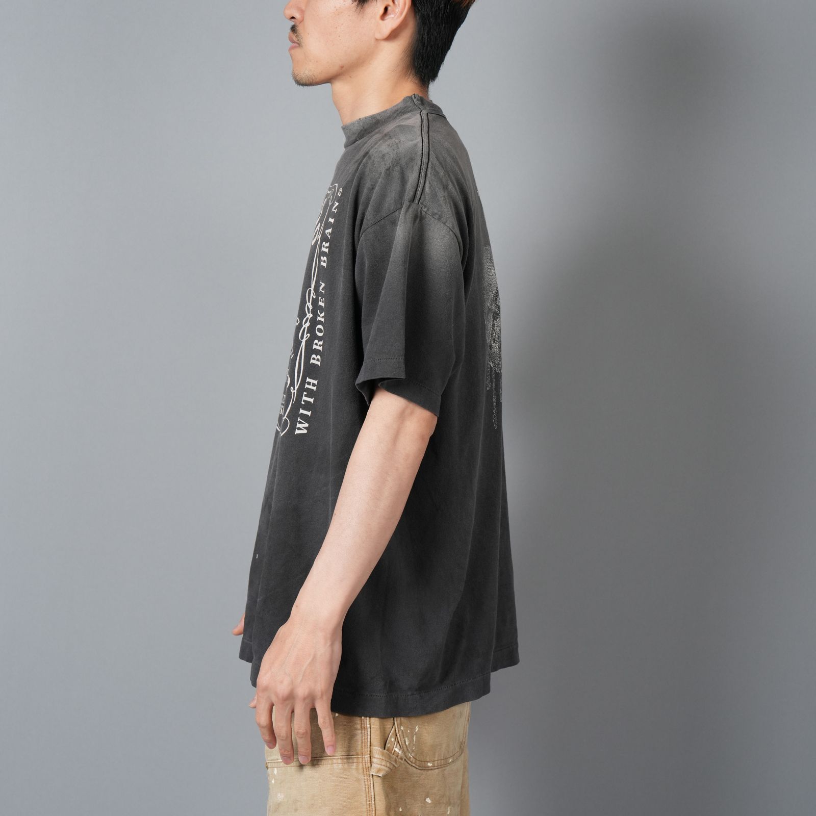 【コラボ】SM-HR8-0000-C70 / STHD . SS TEE FEARLESS / Tシャツ (ブラック)