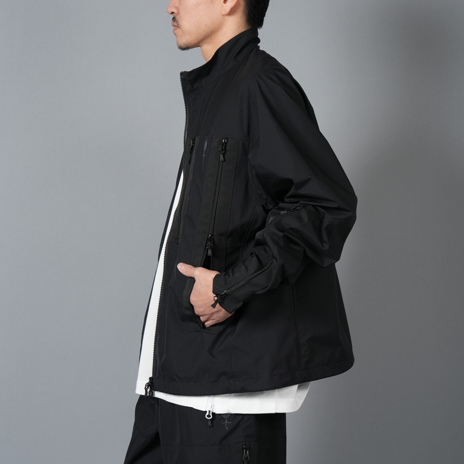 【限定】WINDSTOPPER BY GORE-TEX LABS 30DY/TR2 3L SHIRT BLOUSON / ゴアテックス ラボ スリーレイヤー / シャツ ブルゾン [防水・防風] (ブラック)