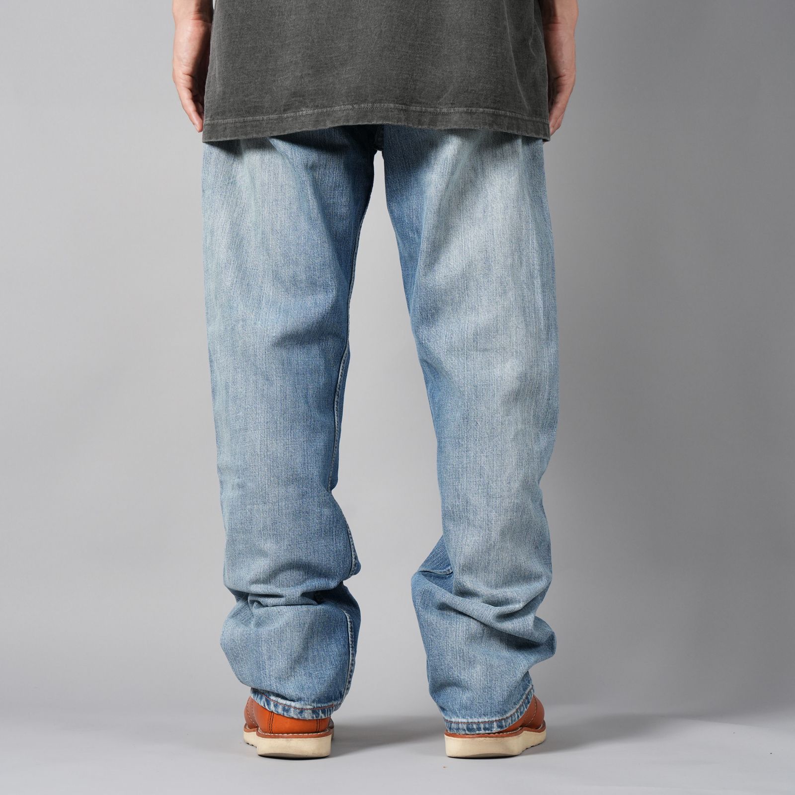 BASICKS x Vintage Levi's Heart Pocket Damage Denim / ハートポケットダメージデニム [34インチ] (ブルー)