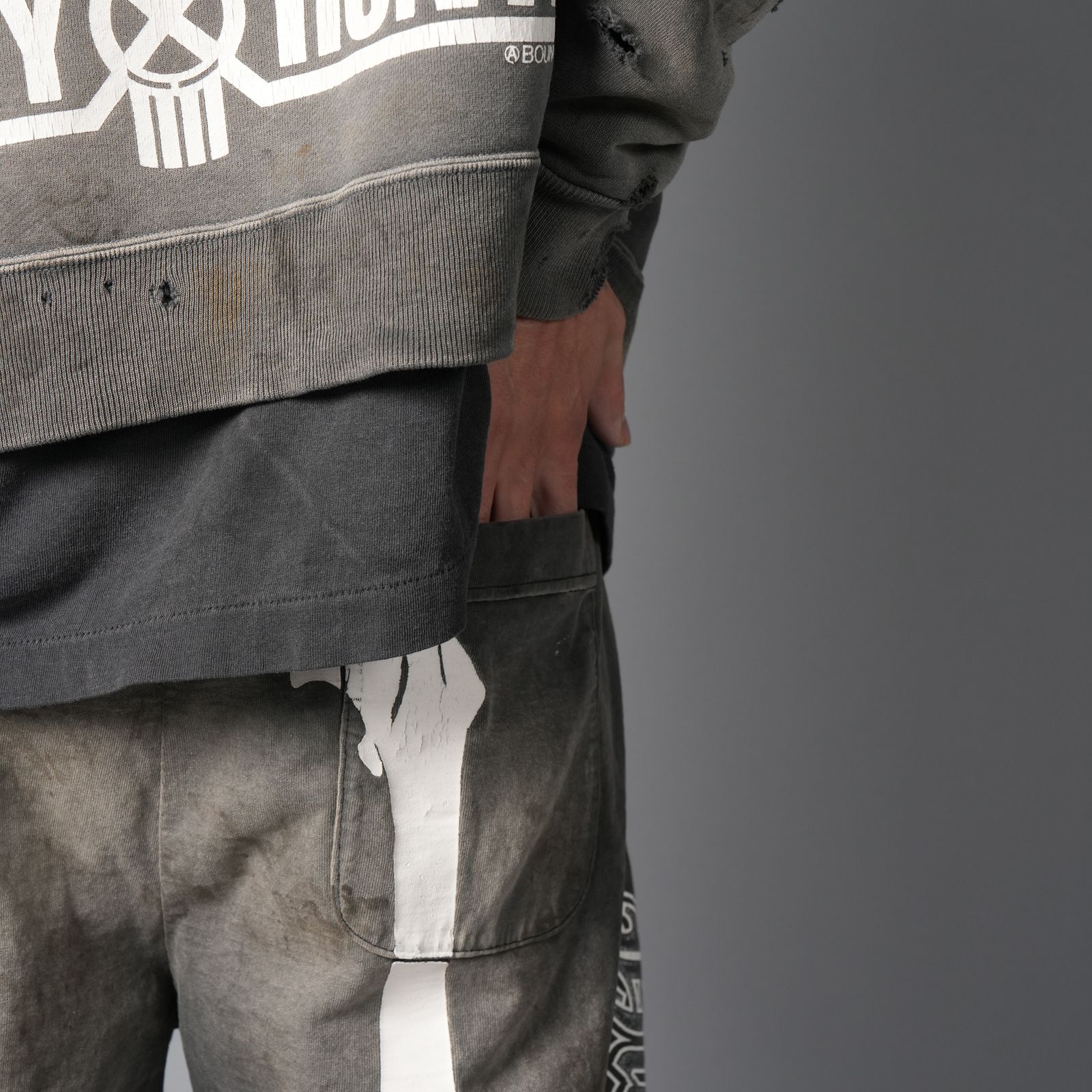 【コラボ】SM-MK8-0000-C33 / BH_CUT SEW SHORTS / BONE / スウェットショーツ (ブラック)