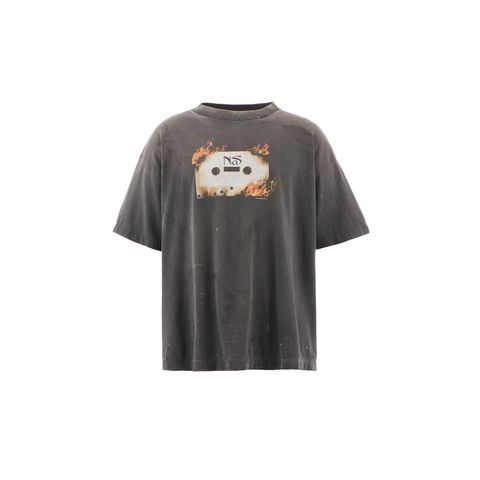 [コラボ] SM-HR1-0000-C20 / NAS_SS TEE / BLACK / Tシャツ (ブラック)