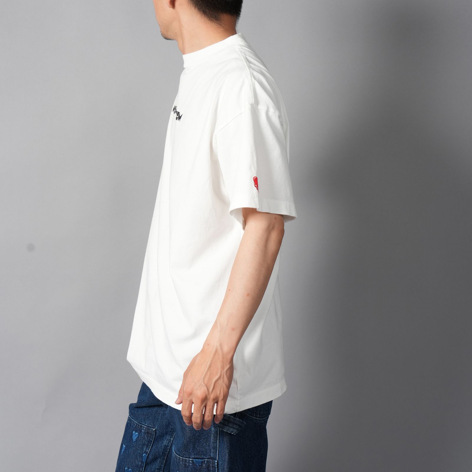 【コラボ】EU-MK1-0000-C06 / EU AB LOGO SS TEE  / WHITE / Tシャツ (ホワイト)