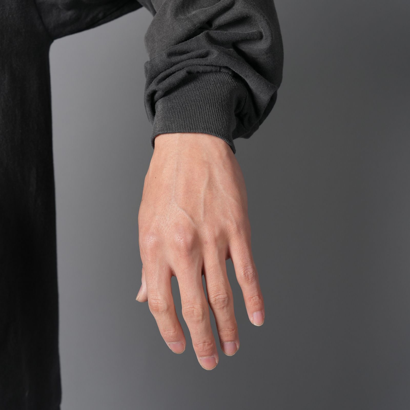 【残りわずか】SM-MK8-0000-028 / LS T-SHIRT / MEDUSA / BLACK ロンT・カットソー (ブラック)