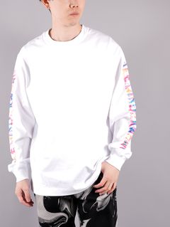 ラスト1点 / LONG SLEEVE SHIRT WITH LOGO GRAPHIC / ロングスリーブシャツ ウィズ ロゴ グラフィック (ホワイト)