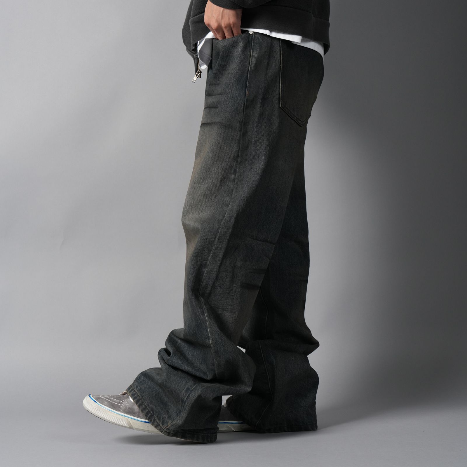 LAX, straight cut denim (junkyard) / デニムパンツ (ウォッシュドブルー)