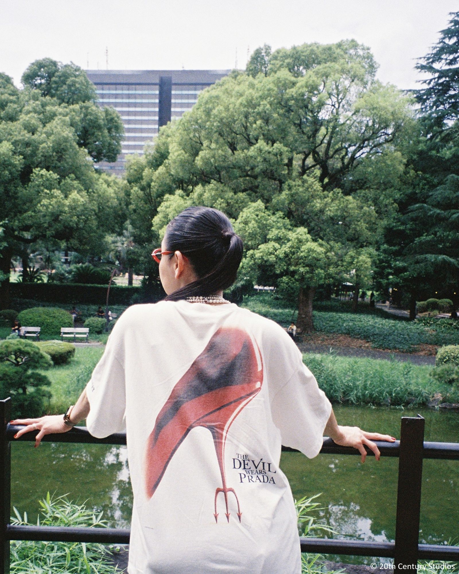 【ラスト1点】SM-MK1-0000-K01 / TDWP_SS TEE / RUNWAY / プラダを着た悪魔 / Tシャツ (ホワイト)