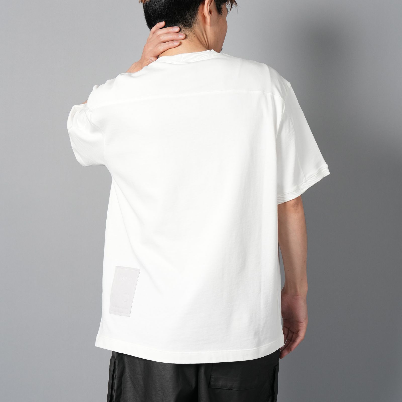 T-SHIRT MANICA CORTA / Tシャツ (ホワイト)