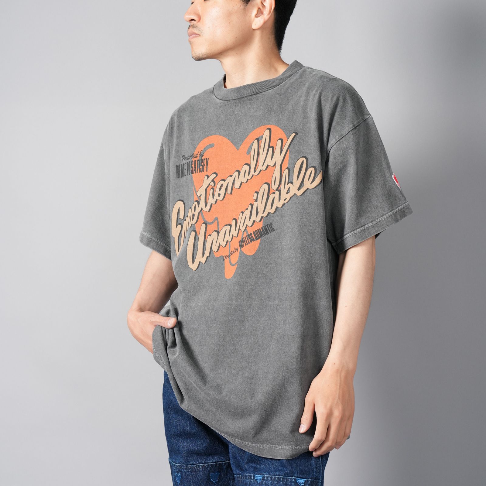 【ラスト1点】MADE TO SATISIFY TEE / メイドトゥーサティスファイ Tシャツ (ヴィンテージブラック)