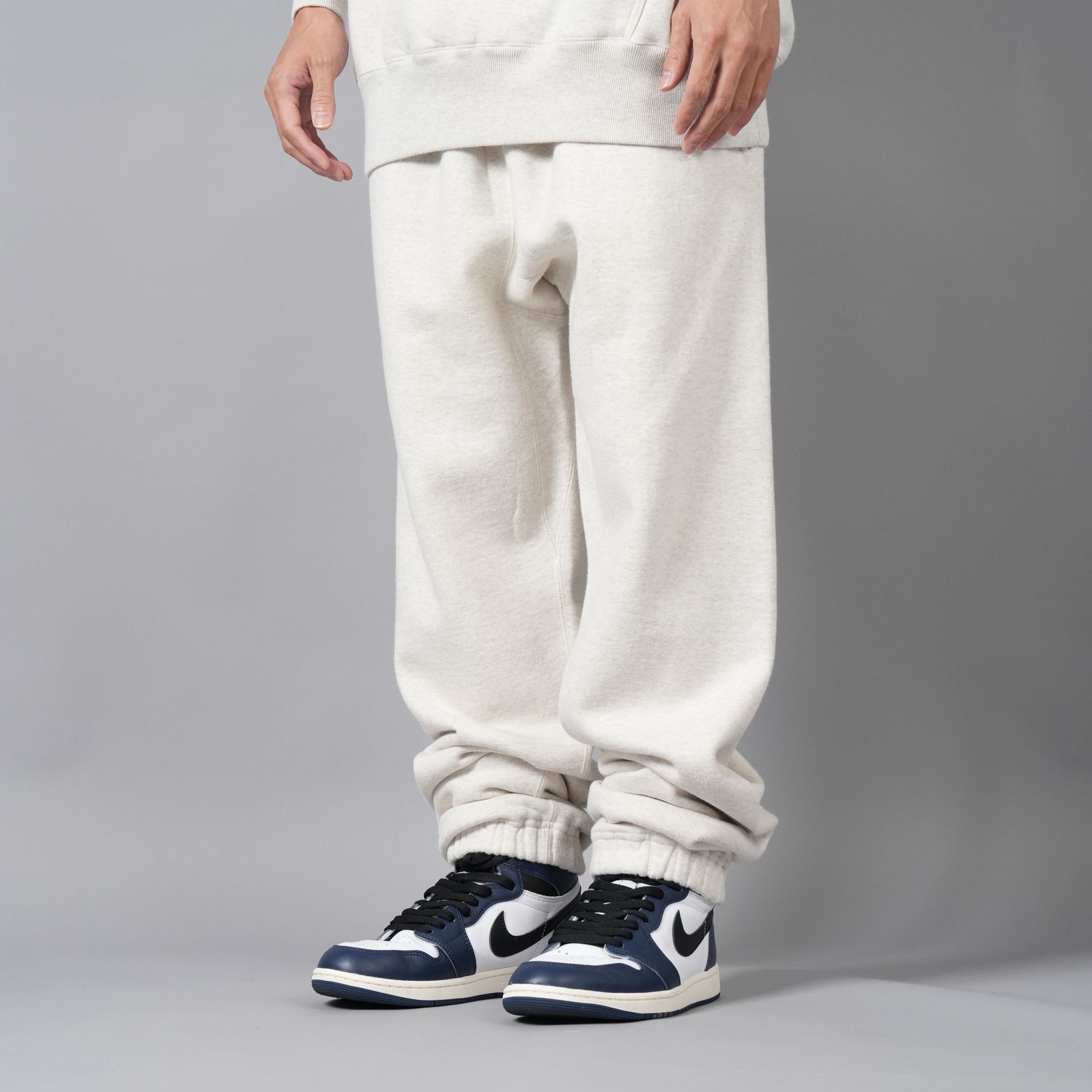【ラスト1点】EMBROIDERED SWEAT PANTS "LASTMAN" / スウェットパンツ (オートミール)