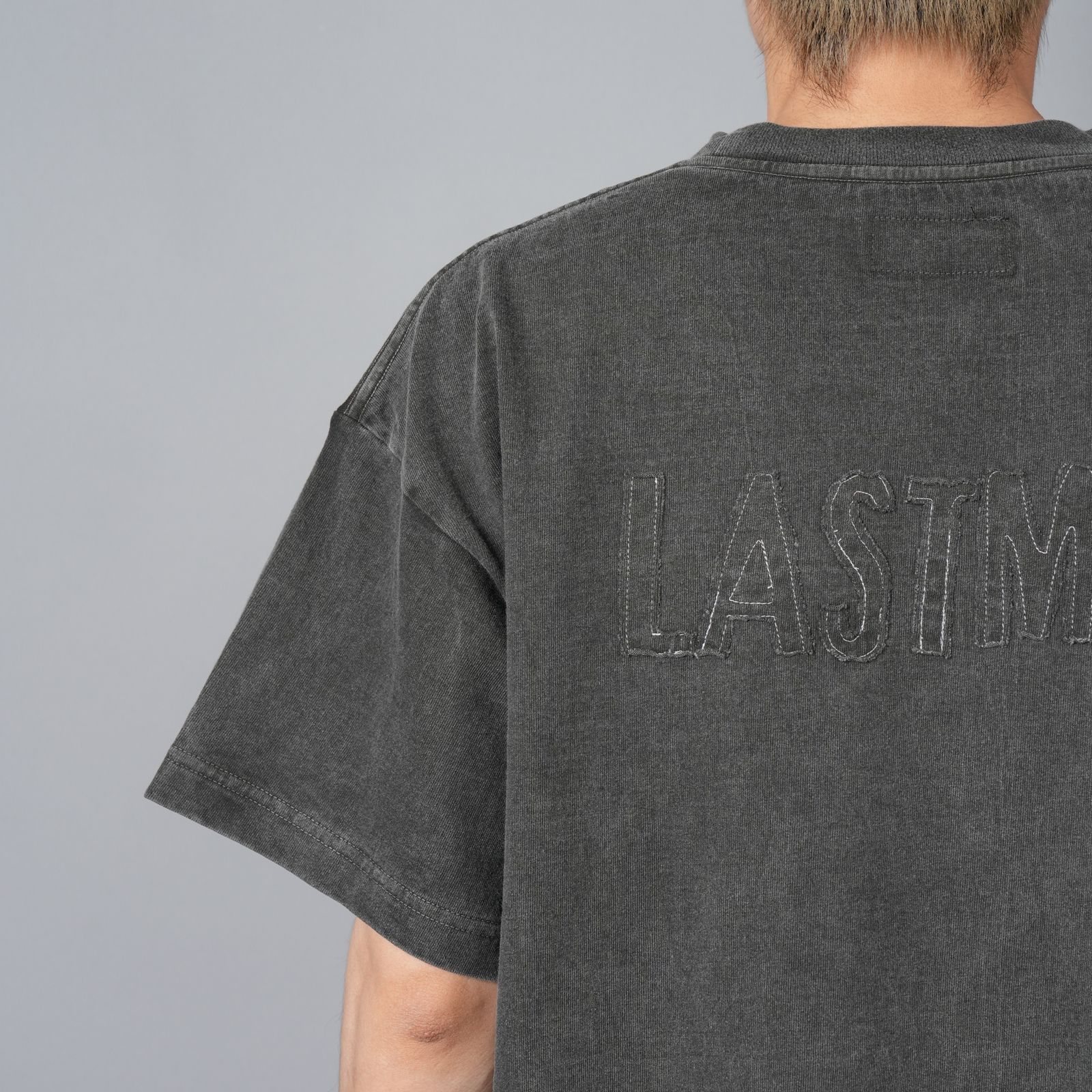 【残りわずか】TEE SHIRTS "PATCH" / Tシャツ (ブラック)