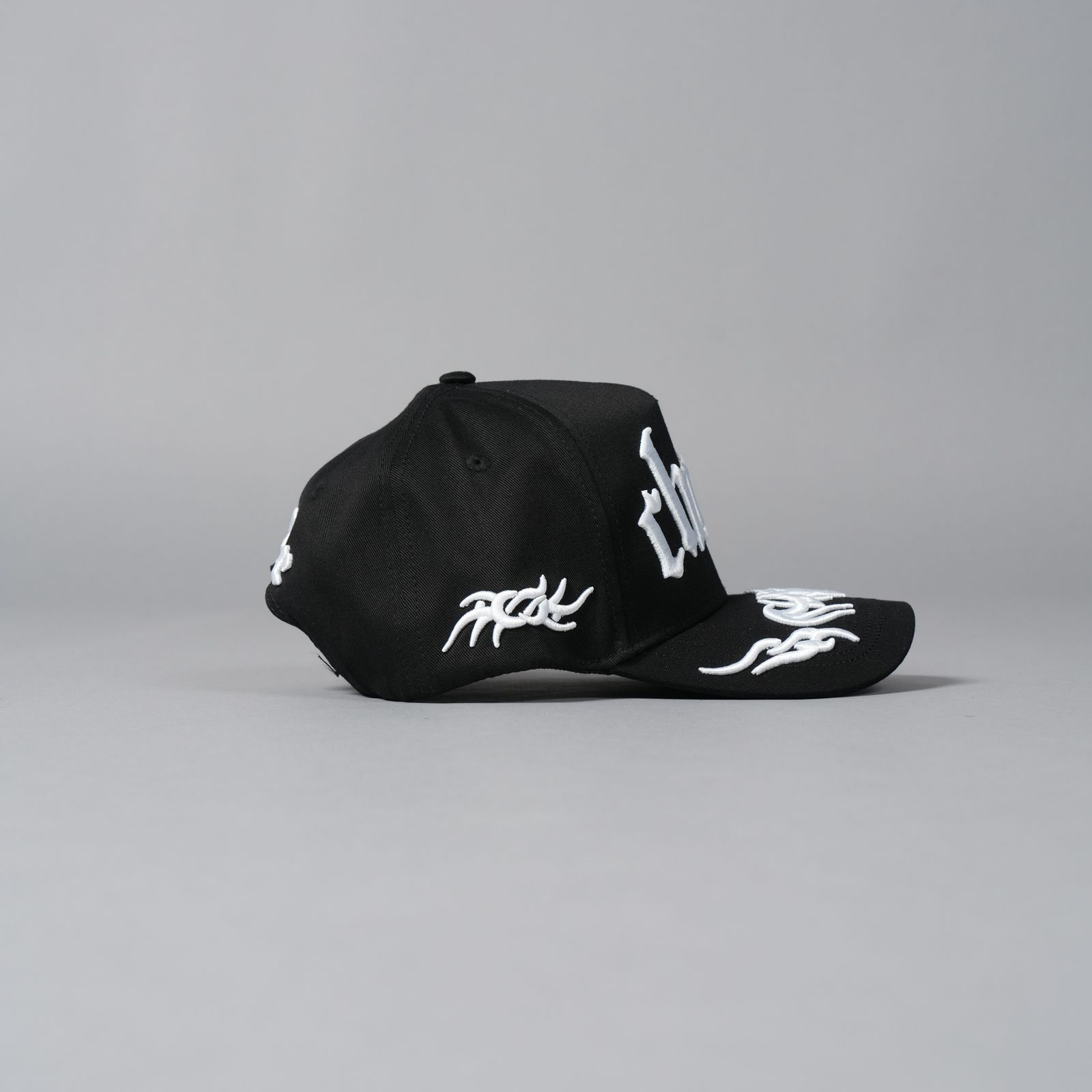 Tribal Five Pannel Snapback / トライバル ファイブパネル スナップバック(ブラック)