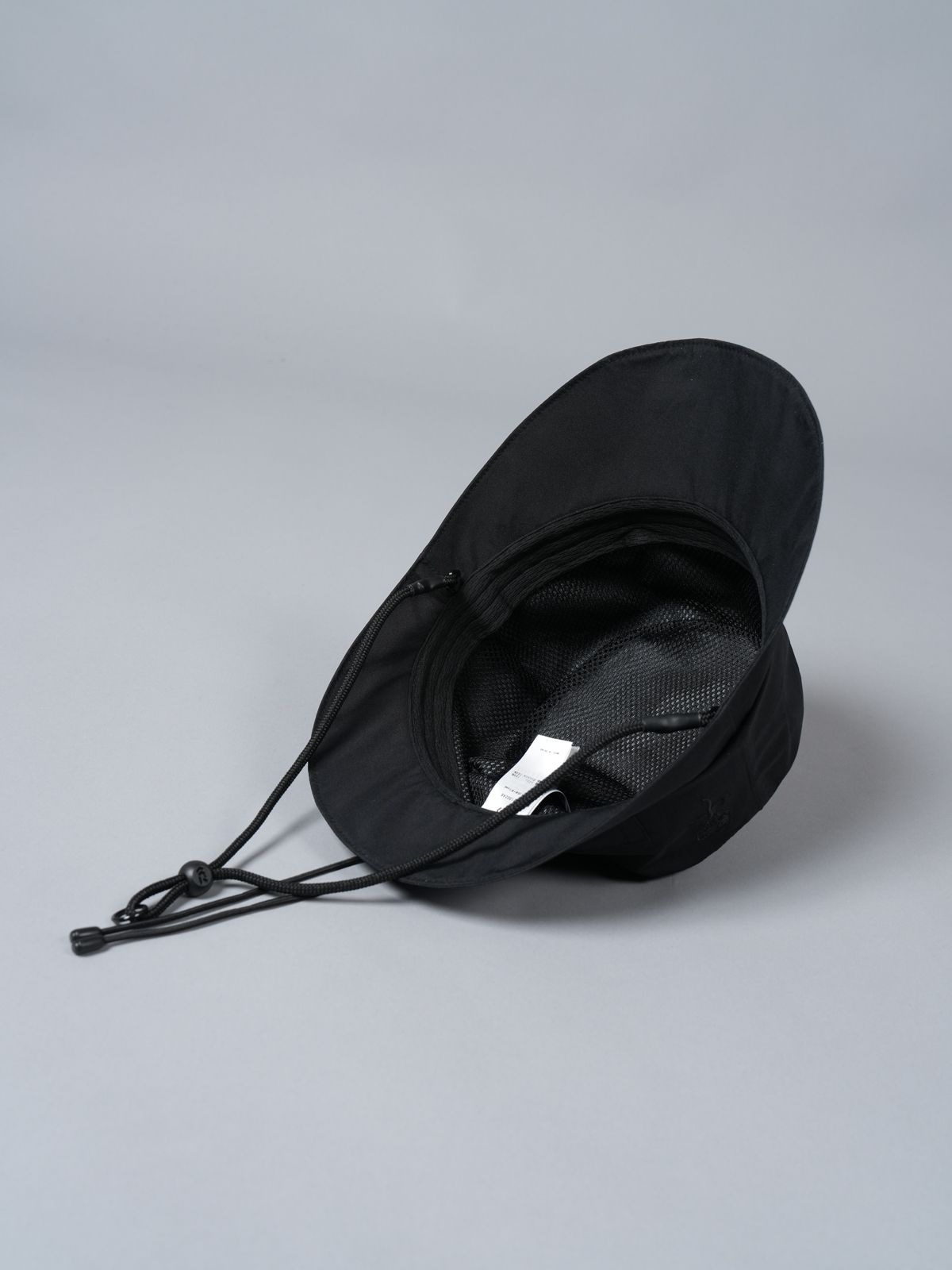 WINDSTOPPER BY GORE-TEX LABS 3L S.D.G HAT / ゴアテックス ラボ  / ハット [防水・防風] (ブラック)