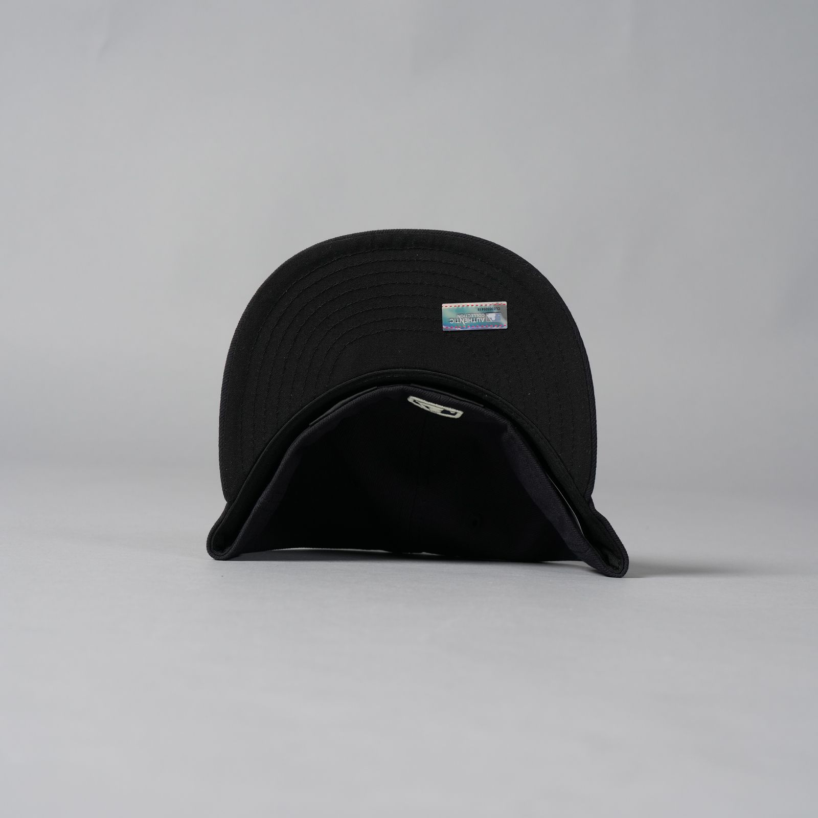 【コラボ】TWINS, fitted cap / キャップ (ネイビー)