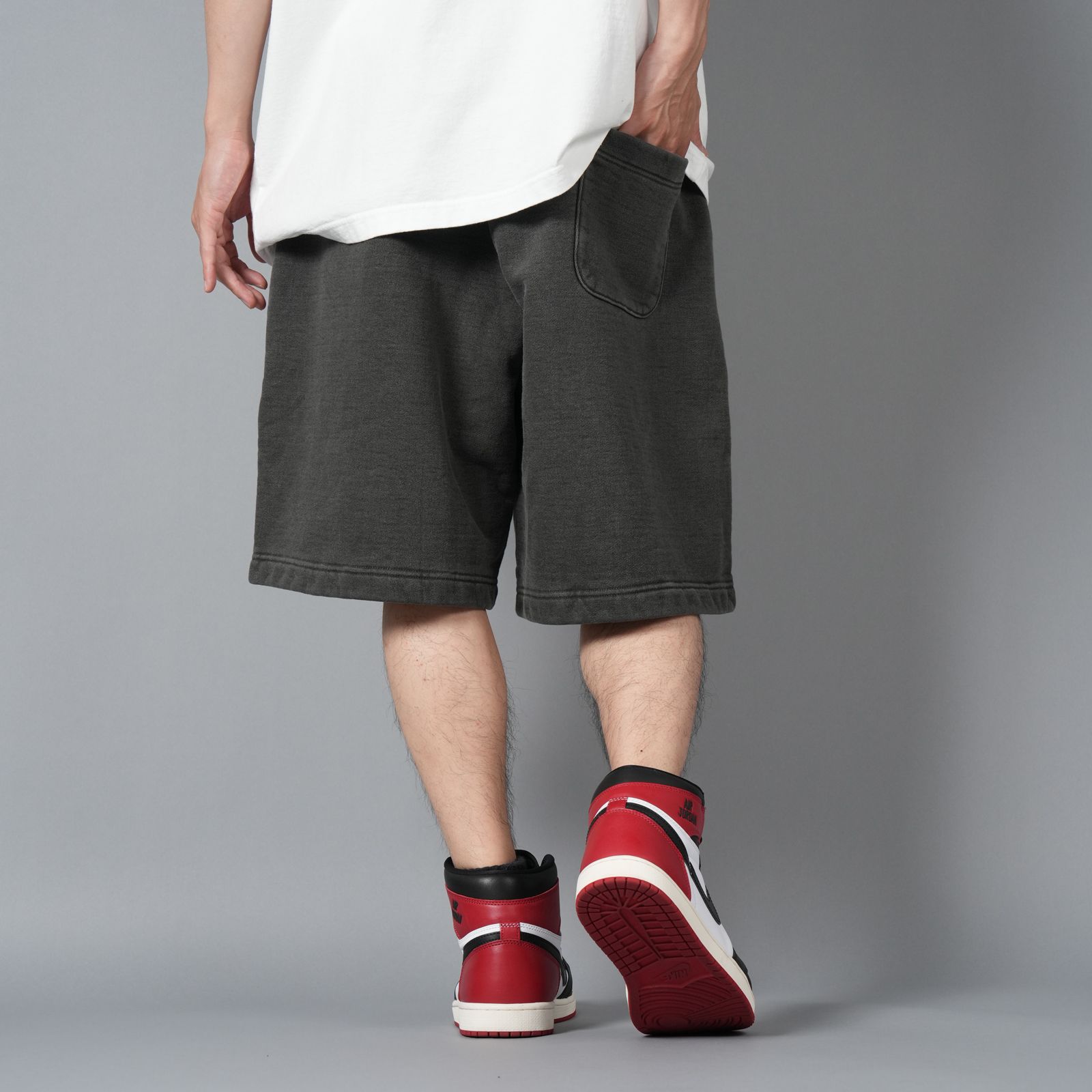 【ラスト1点】LOGO SWEAT SHORTS / ロゴ スウェットショート (ブラック)