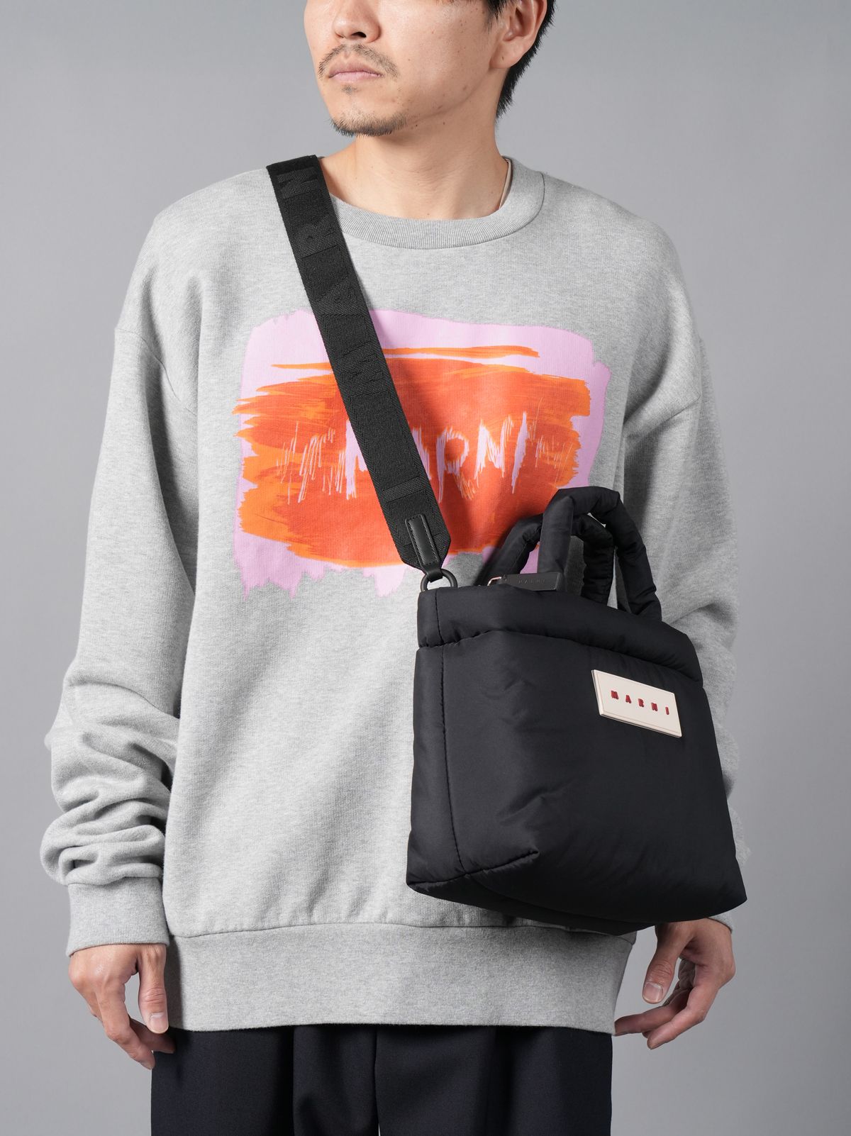 【大容量】MARNI Puff E/W トートバッグ MARNI - TOTE EW / ブラック PUFF ミニトートバッグ (ブラック
