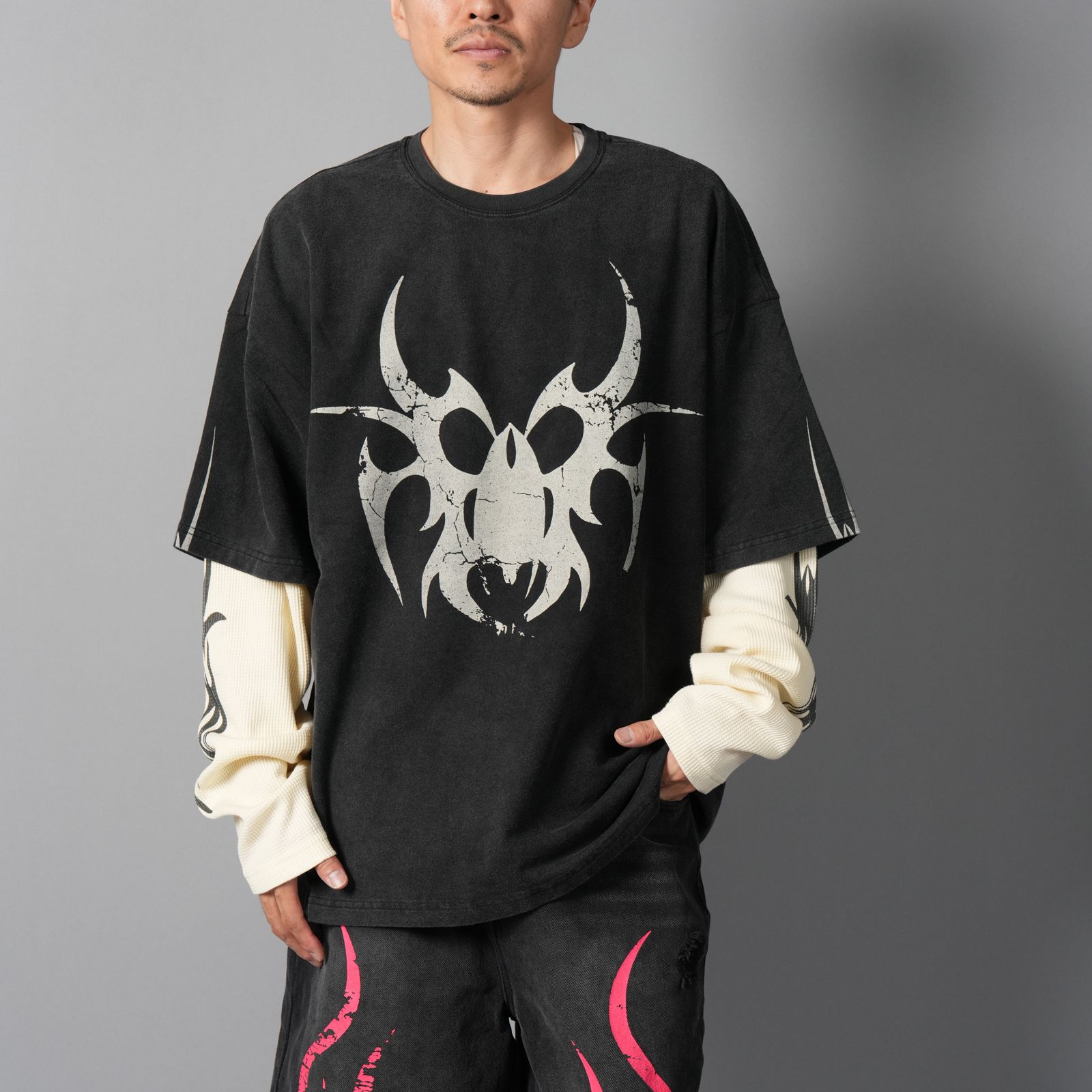 『saint ロンT XL 黒炭』 251ZB39M-LT01S_2.jpg?v=1740194360