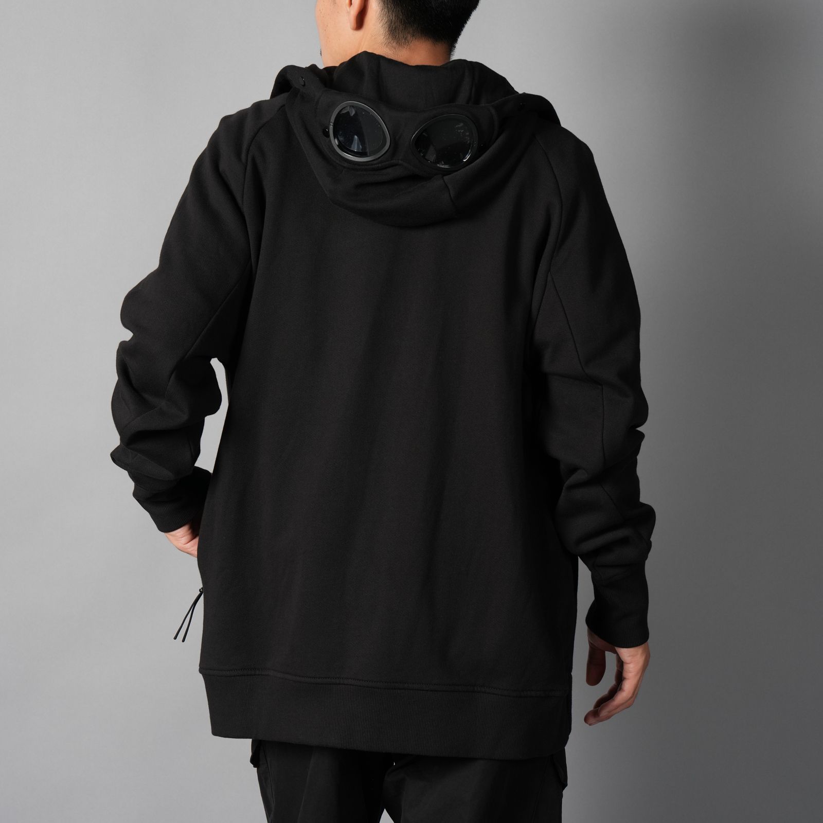 C.P. COMPANY - Diagonal Raised Fleece Goggle Zip Sweatshirt