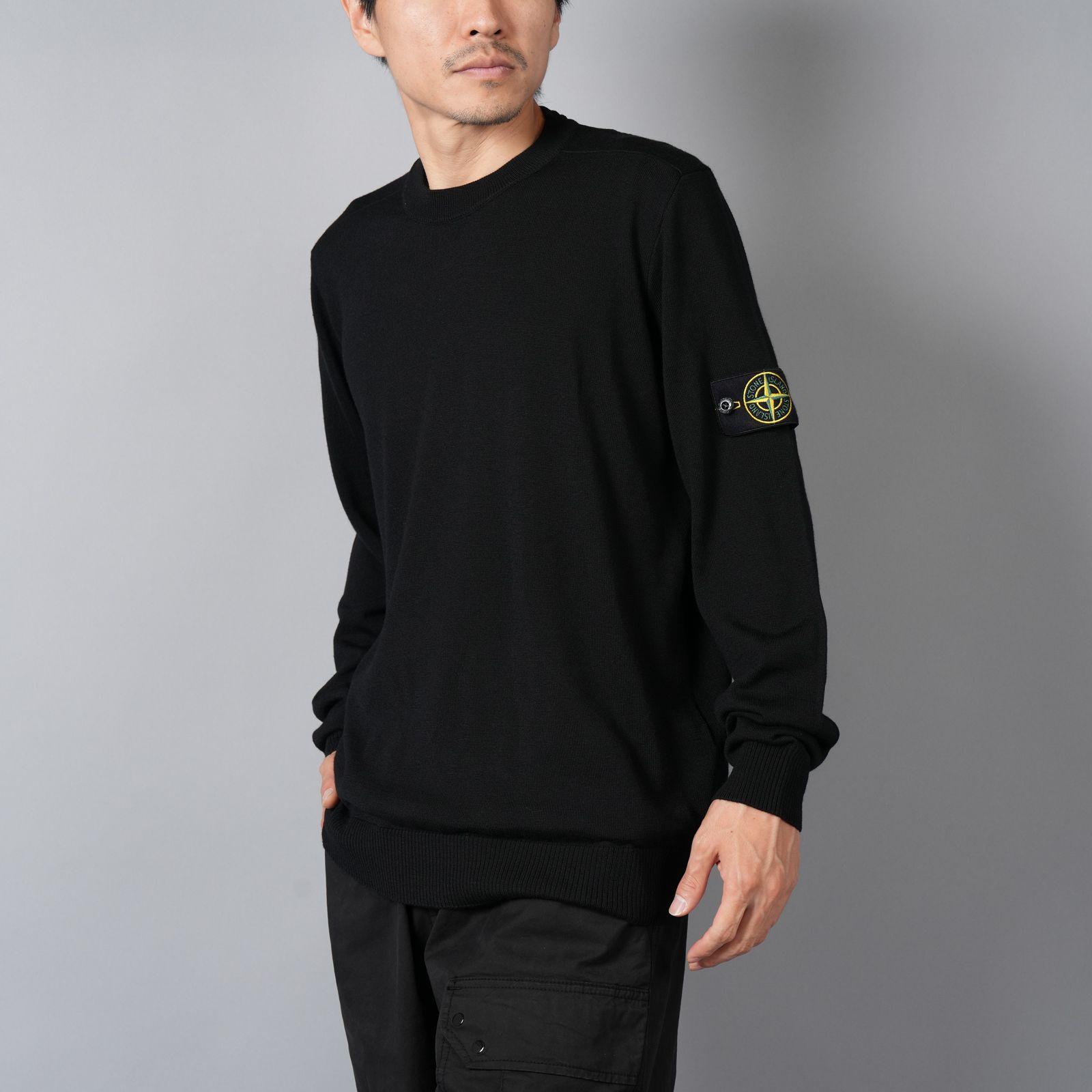 STONE ISLAND - 510C4 / LIGHT RWS PURE WOOL / クルーネックニットセーター (ブラック) |  Confidence